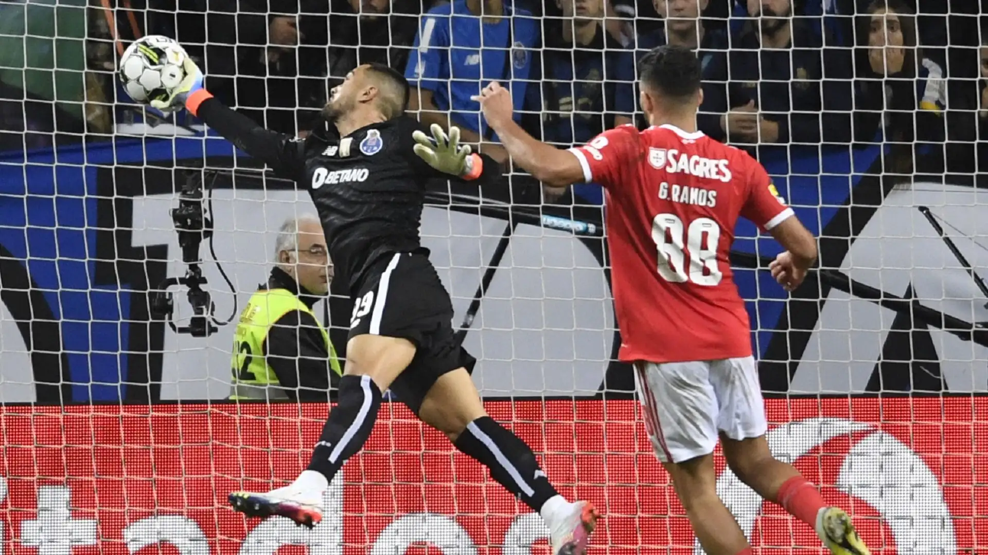 Mentre il futuro di David De Gea è in dubbio, i Red Devils stanno cercando un nuovo portiere