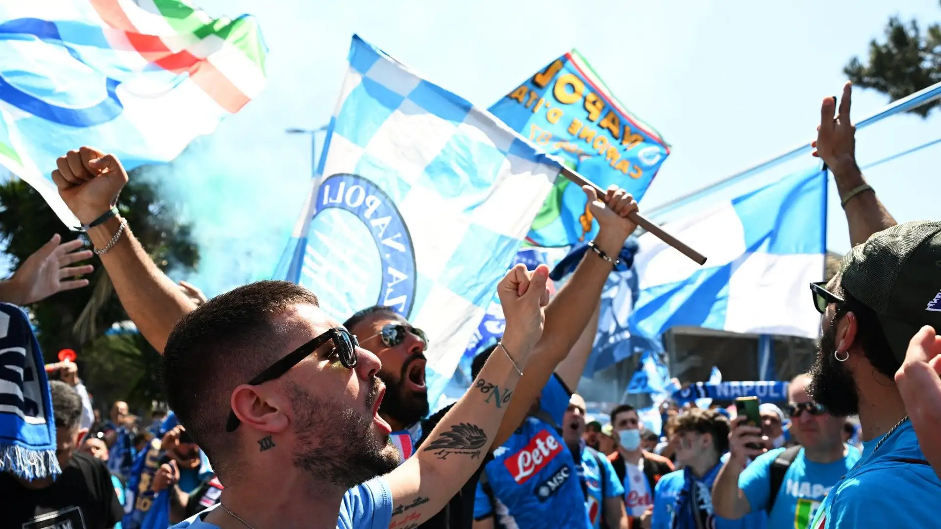 I tifosi azzurri hanno aspettato 33 anni per festeggiare lo scudetto