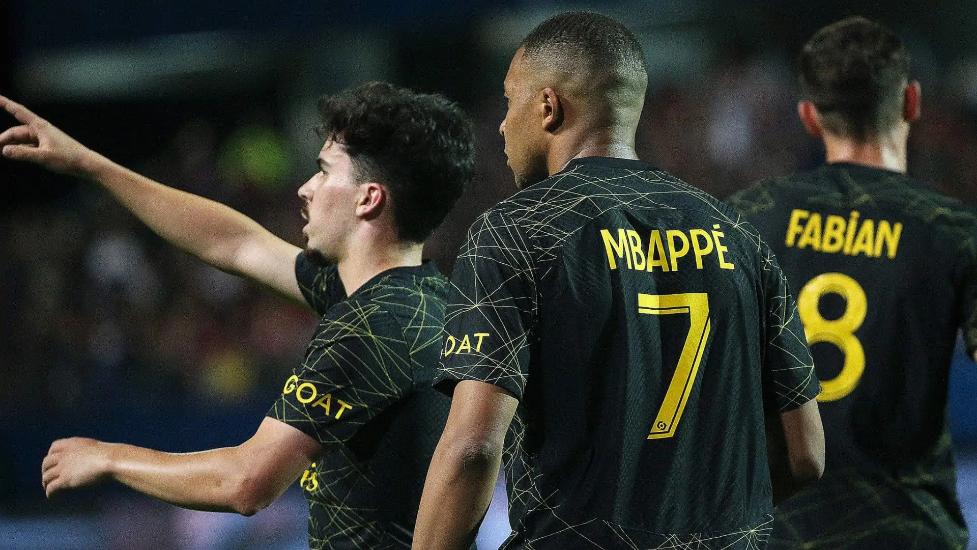 Vitinha ha segnato il secondo gol per il PSG, Fabian Ruiz il terzo