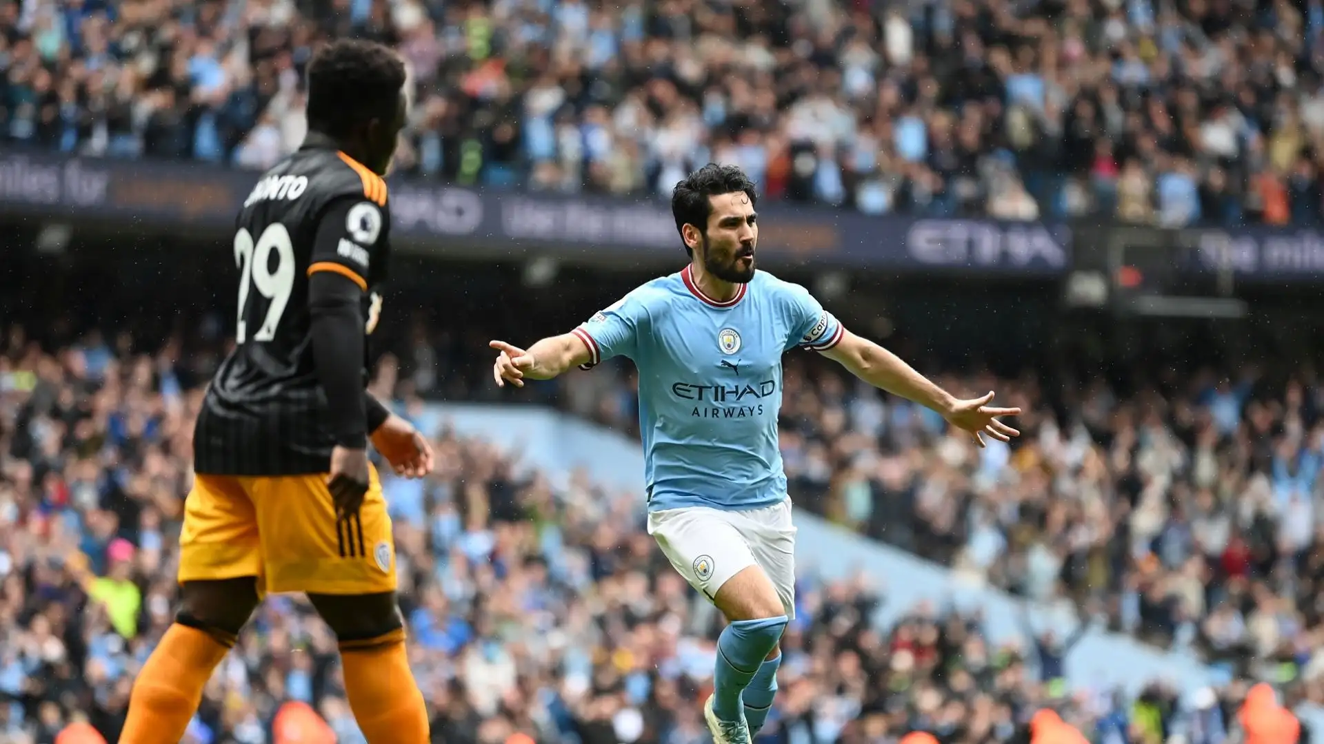 Al 19' Mahrez dalla fascia destra lo ha servito rasoterra al limite dell'area, e Gundogan con un destro di prima intenzione ha trovato il vantaggio