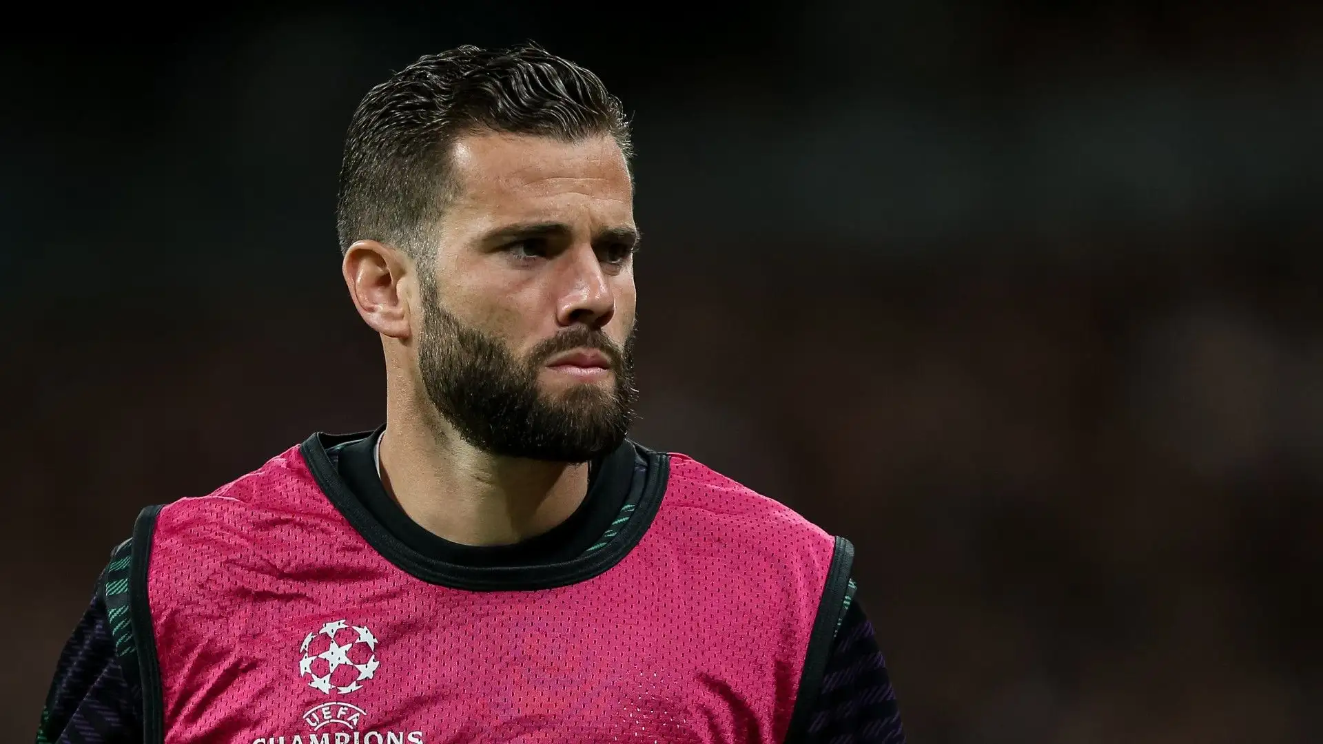 L'Inter vorrebbe ingaggiare il calciatore anche perchè è molto versatile: gioca come difensore centrale ma, in caso di necessità, può giocare anche come terzino
