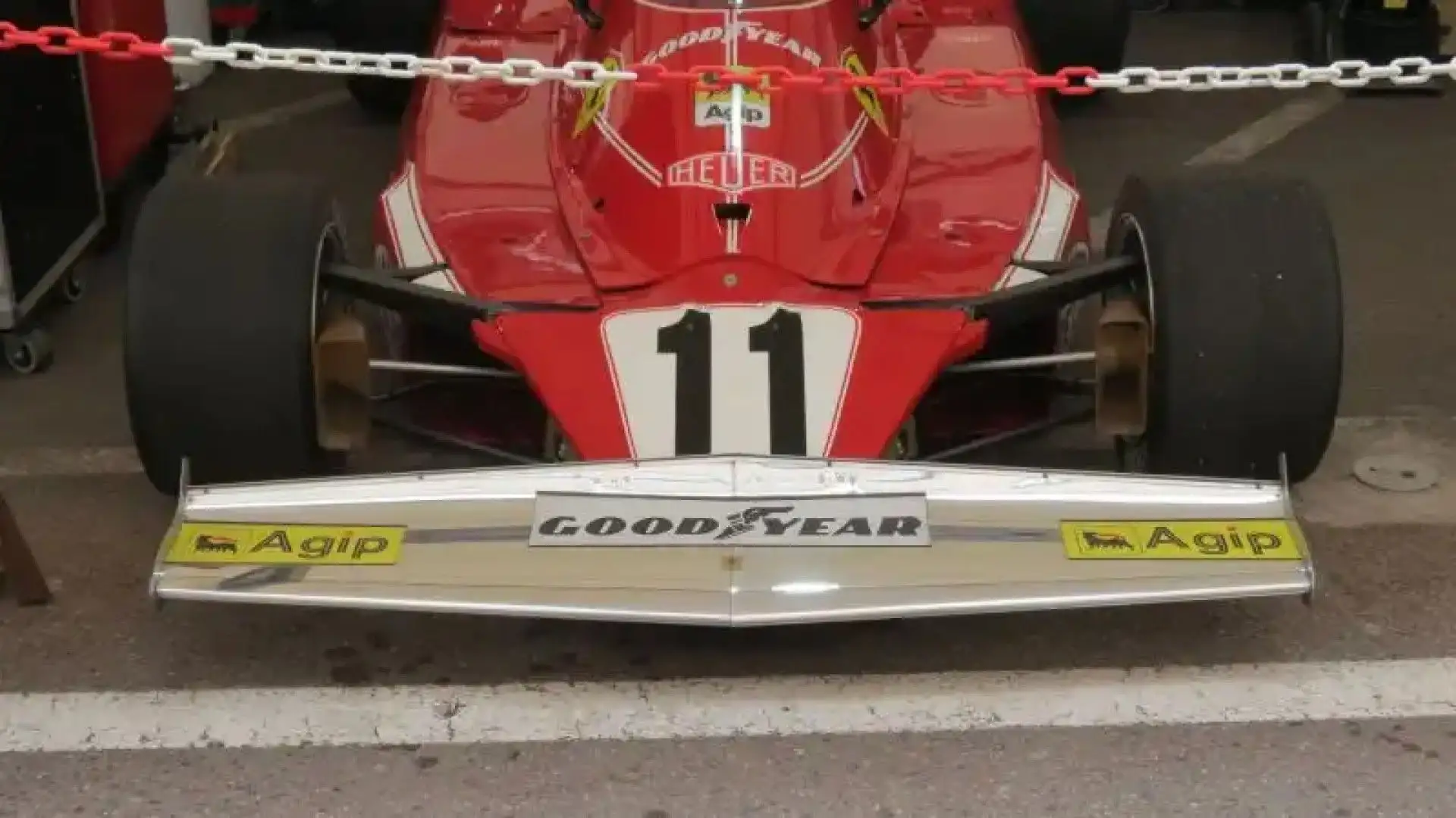 Il motore un V12 Ferrari aspirato, 3 litri