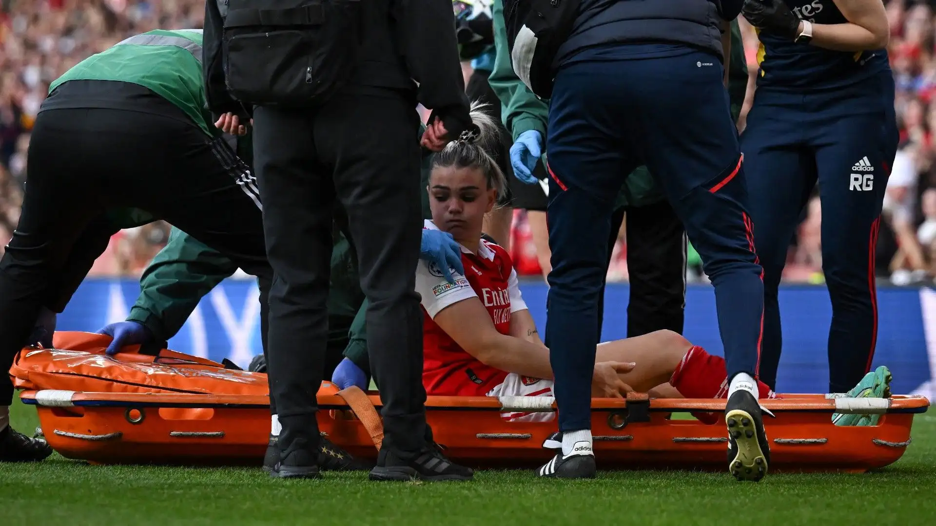 Prima di trasferirsi in Inghilterra Laura giocava in Germania nell'Hoffenheim