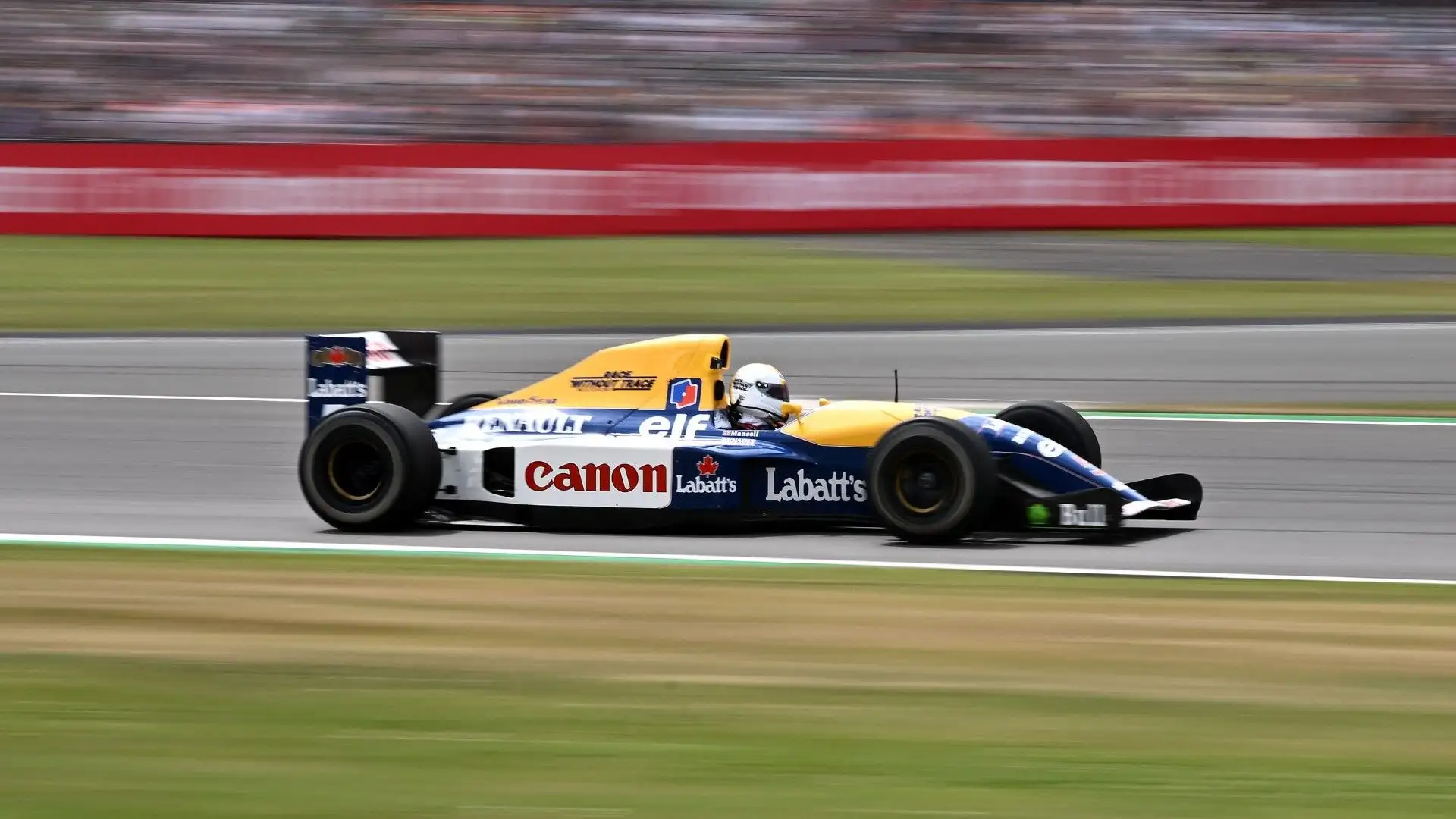 Williams FW14B (1992) - Con il suo distintivo disegno a "più livelli", la Williams FW14B è stato guidato da Nigel Mansell e Riccardo Patrese nel 1992
