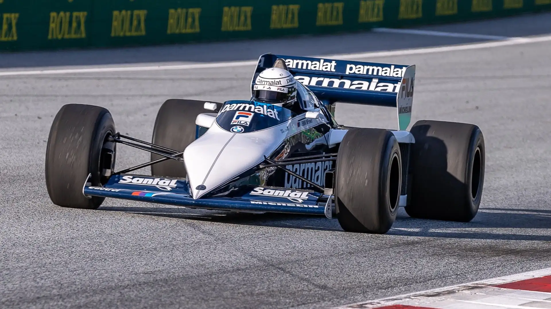 Brabham BT52 (1983) - Progettata da Gordon Murray, la Brabham BT52 aveva un'ala posteriore bassa e una presa d'aria centrale
