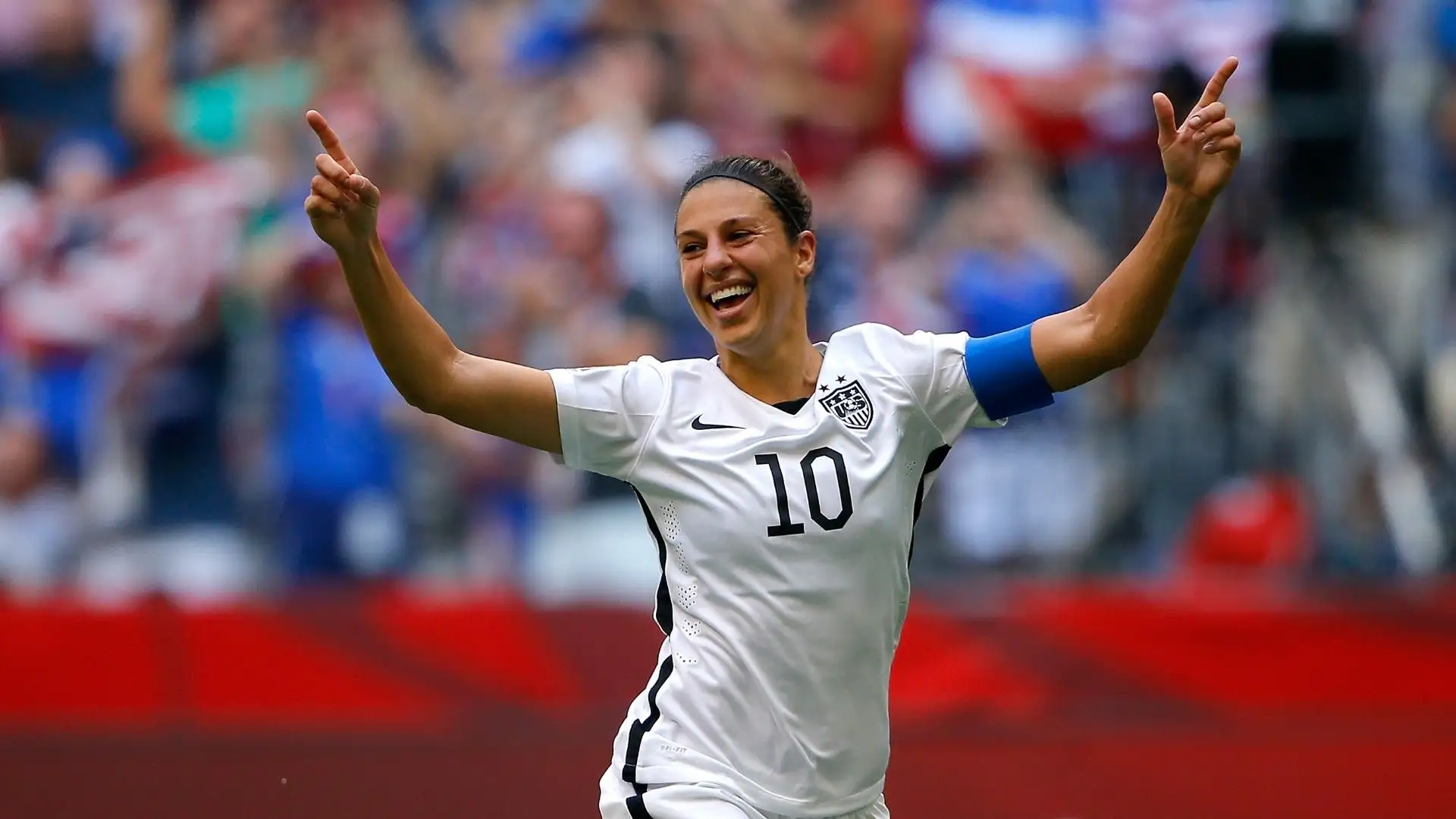Carli Lloyd - non gioca più dal 2021 ma il suo nome è tra i più conosciuti nel calcio femminile. In carriera ha vinto anche 2 medaglie d'Oro alle Olimpiadi e 2 Coppe del Mondo
