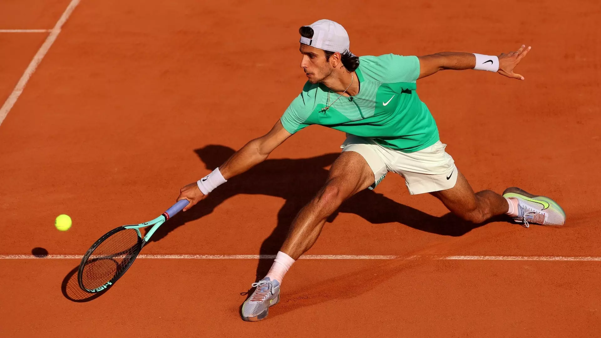 Roland Garros: Lorenzo Musetti, Lorenzo Sonego e Sara Errani al secondo turno