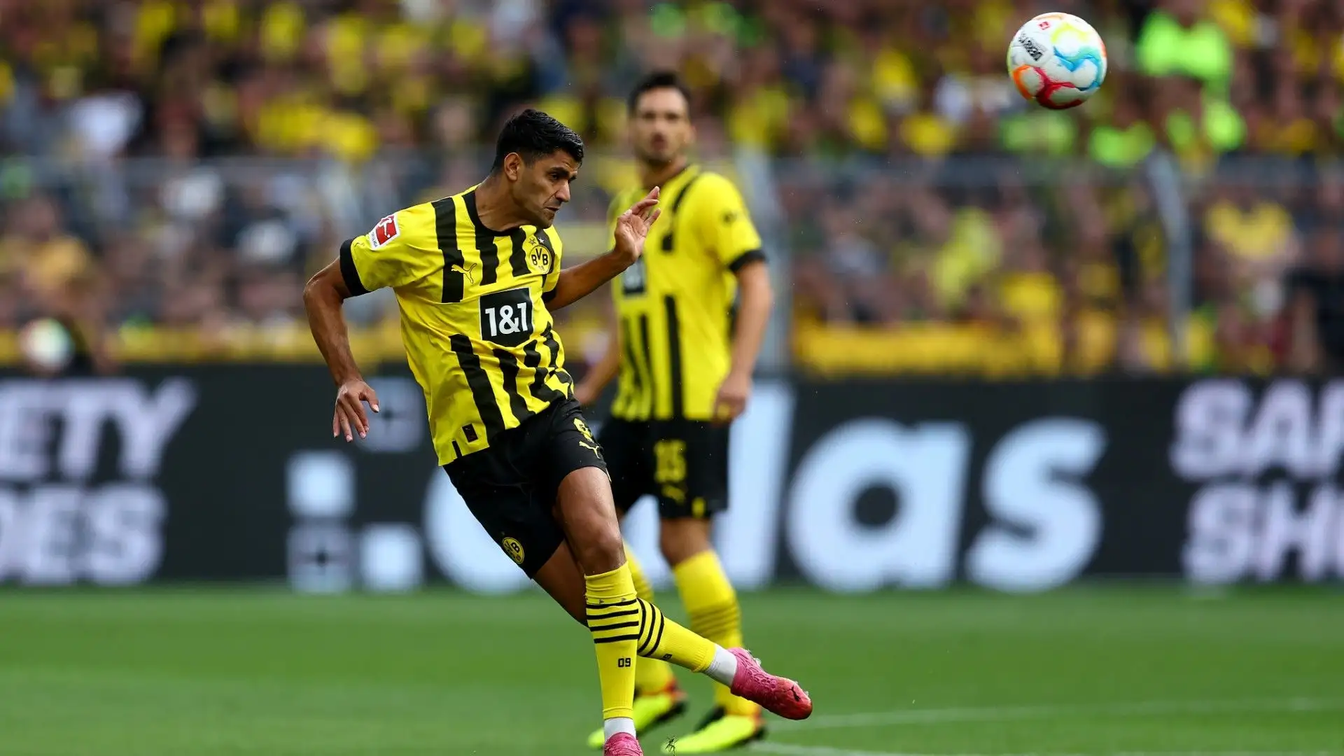 Sarà la prima esperienza lontano dalla Germania per Mahmoud Dahoud