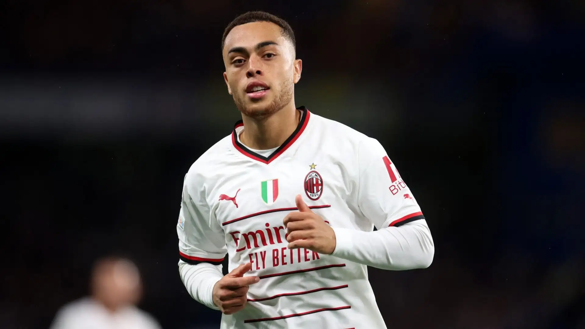 Sergiño Dest: il Milan non è soddisfatto del suo rendimento e lo rispedirà al Barcellona