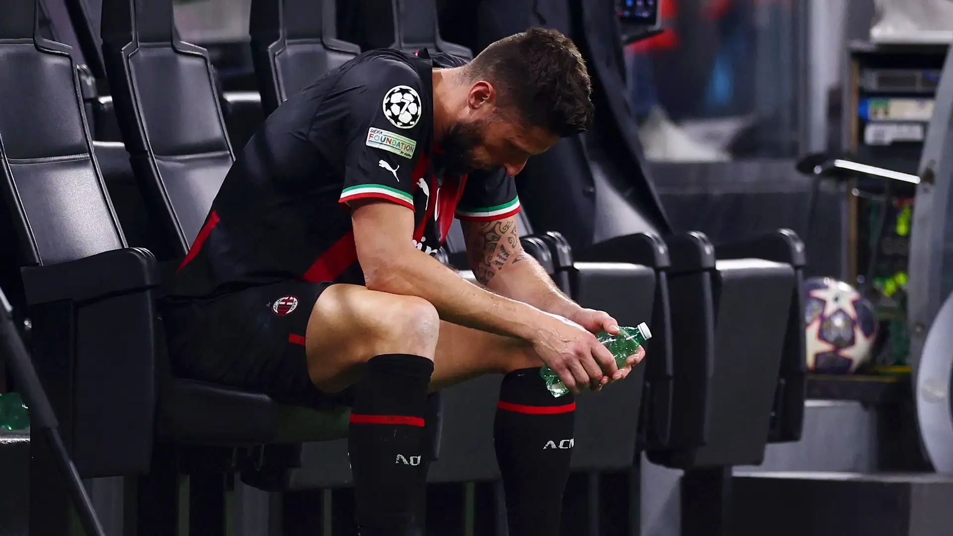 Nelle ultime 5 partite di campionato il Milan ha conquistato solo 8 punti
