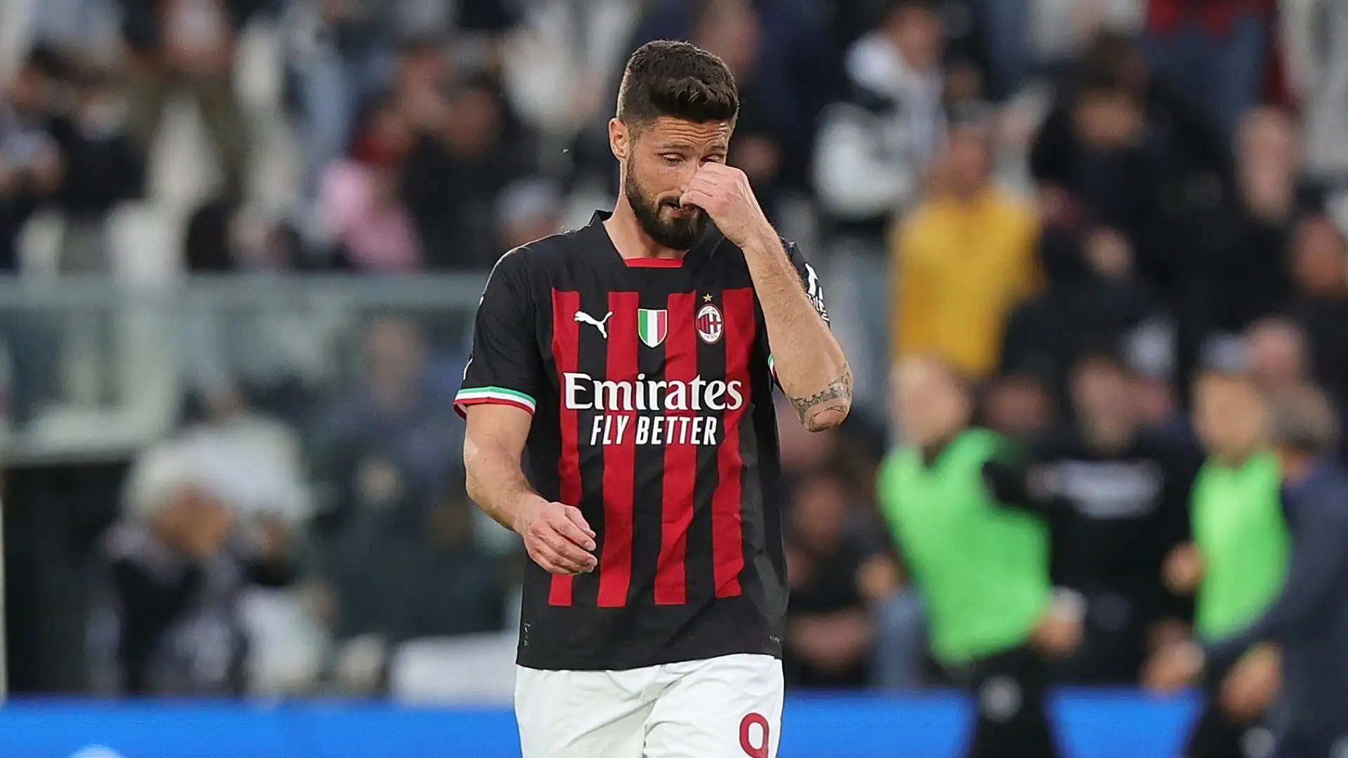 Il peso dell'attacco è tutto sulle spalle di Olivier Giroud