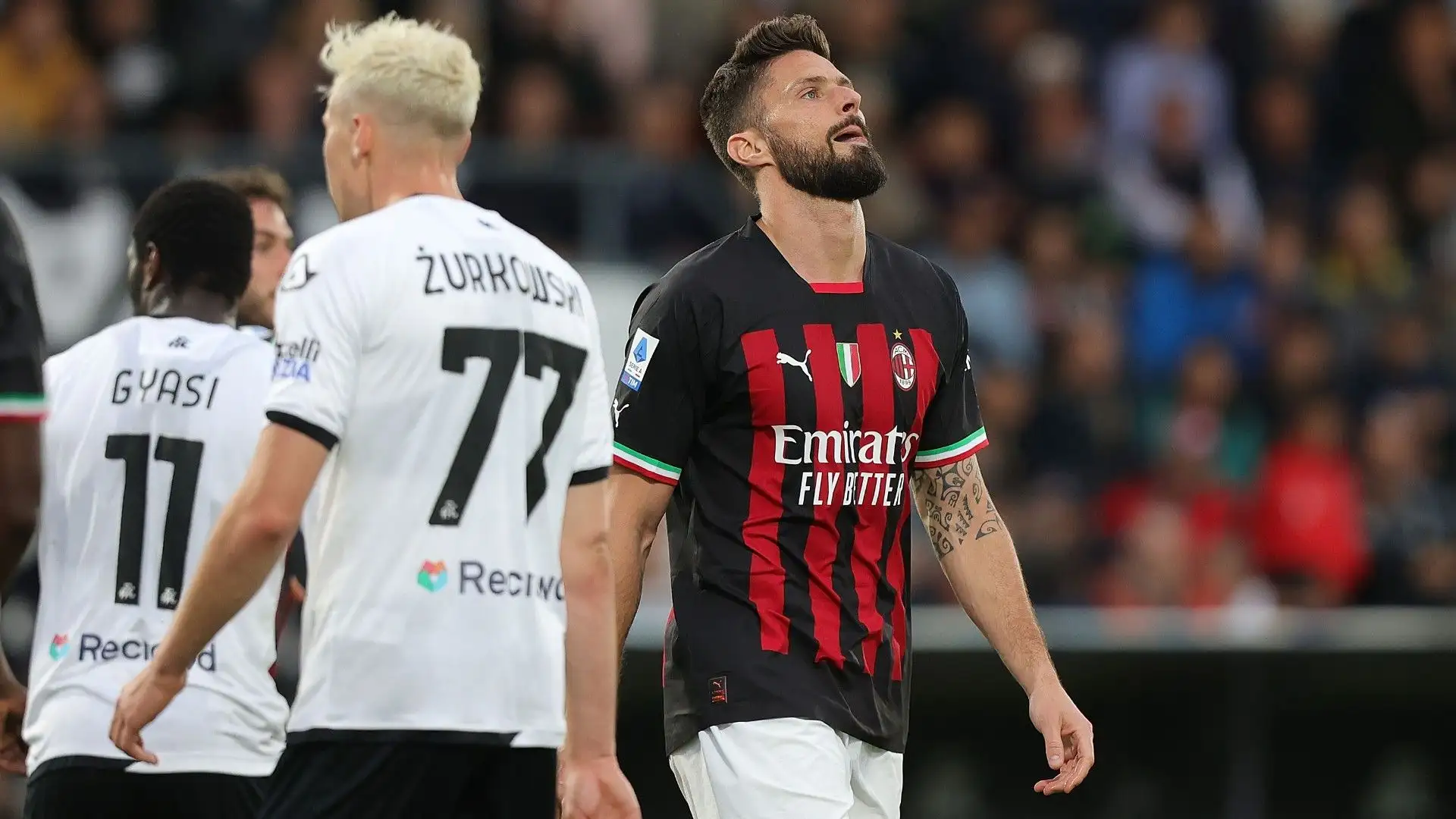 La qualificazione in Champions League è fondamentale per il Milan sia per trattenere i vari campioni che per portare nelle casse qualche milione di euro