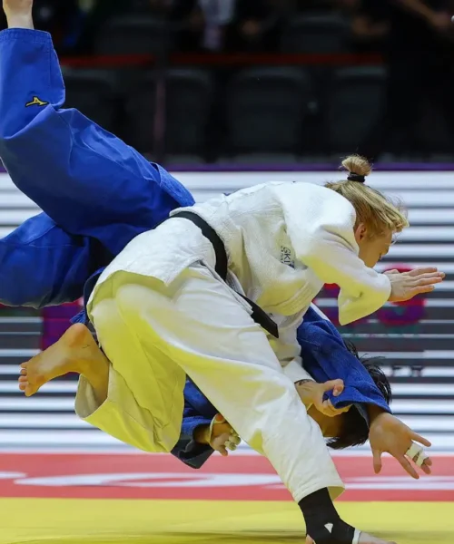 Judo, la federazione internazionale riammette la Russia anche con inno e bandiera