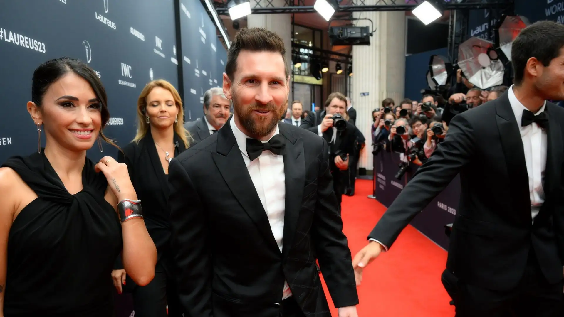 Messi sta considerando diverse opzioni, tra cui quella di un ritorno a Barcellona