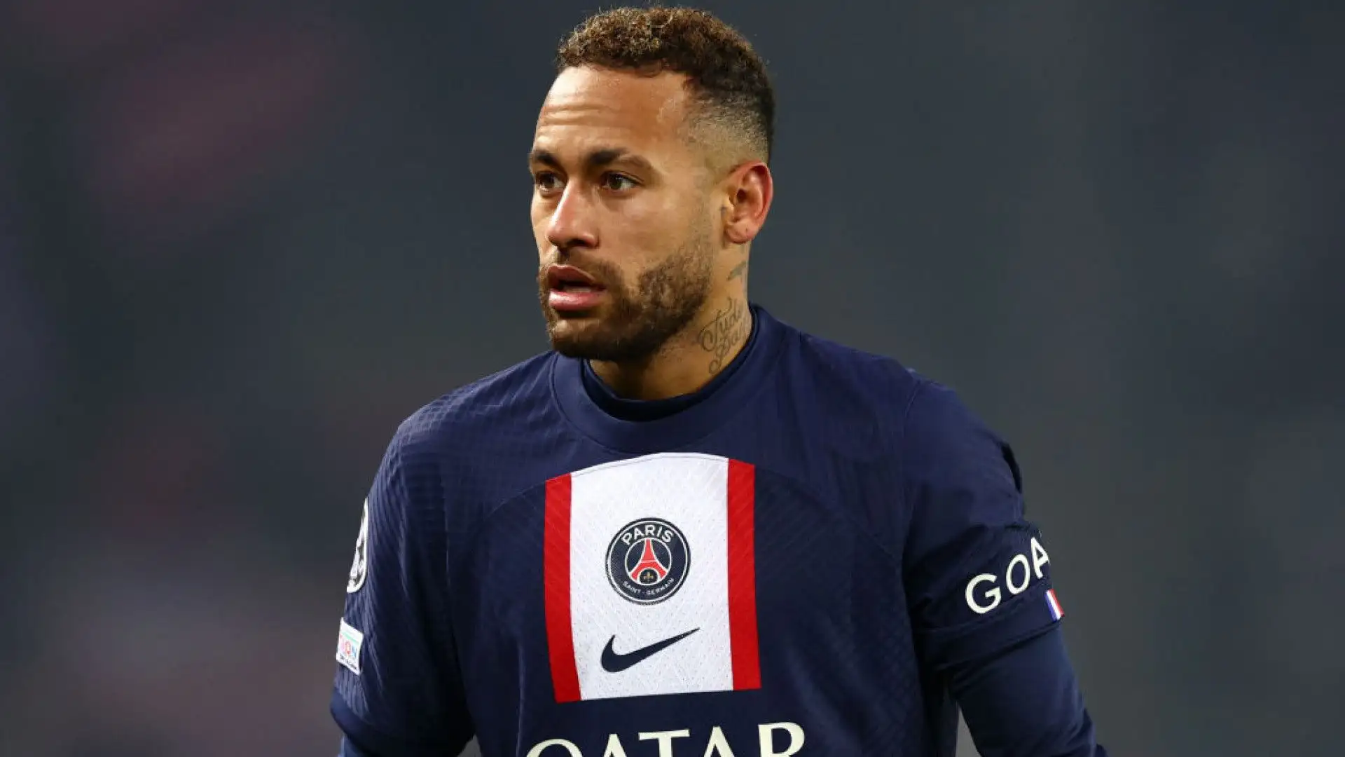 Neymar Jr: l'avventura del brasiliano in Francia è terminata. Il PSG l'ha messo in vendita, possibile che continuerà la sua carriera in Premier League