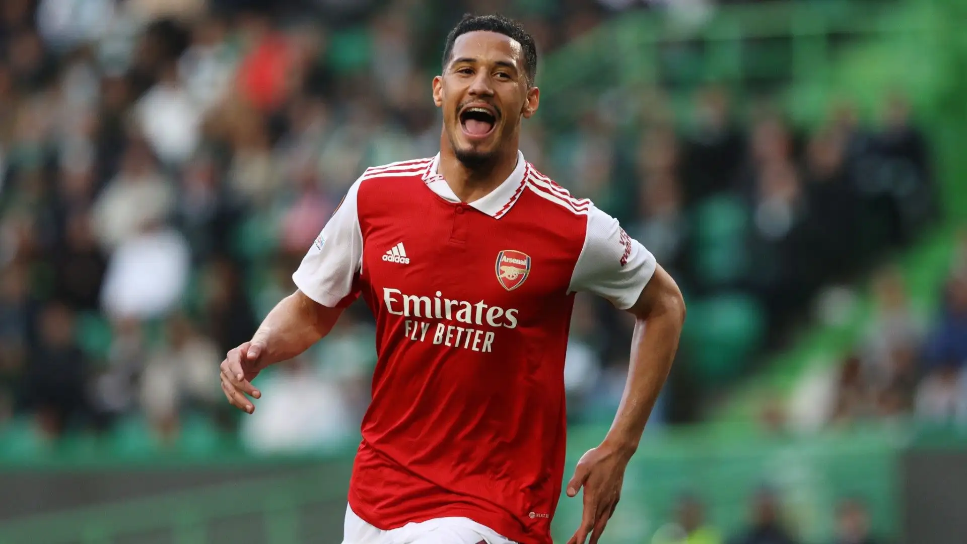 L'Arsenal alcune settimane fa ha proposto al calciatore il rinnovo di contratto con uno stipendio di 45'000 euro a settimana