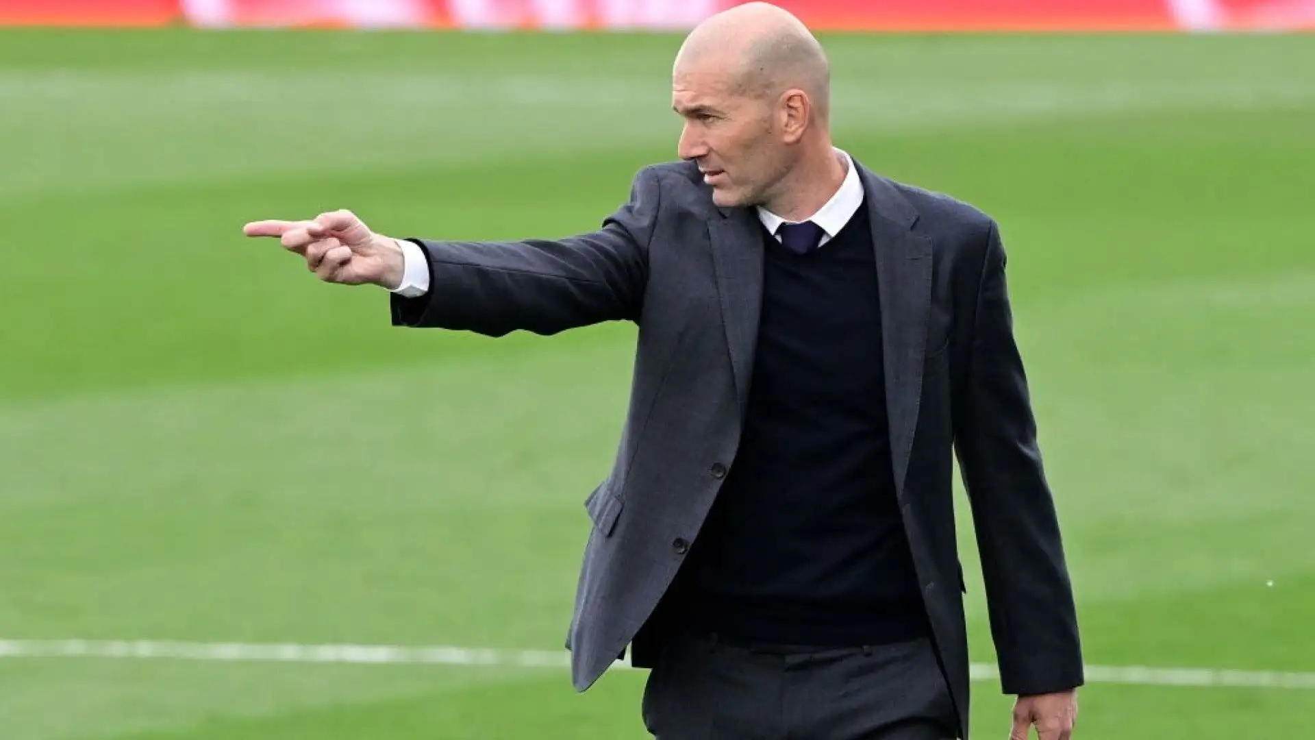 Il sogno del club parigino sarebbe Zinédine Zidane