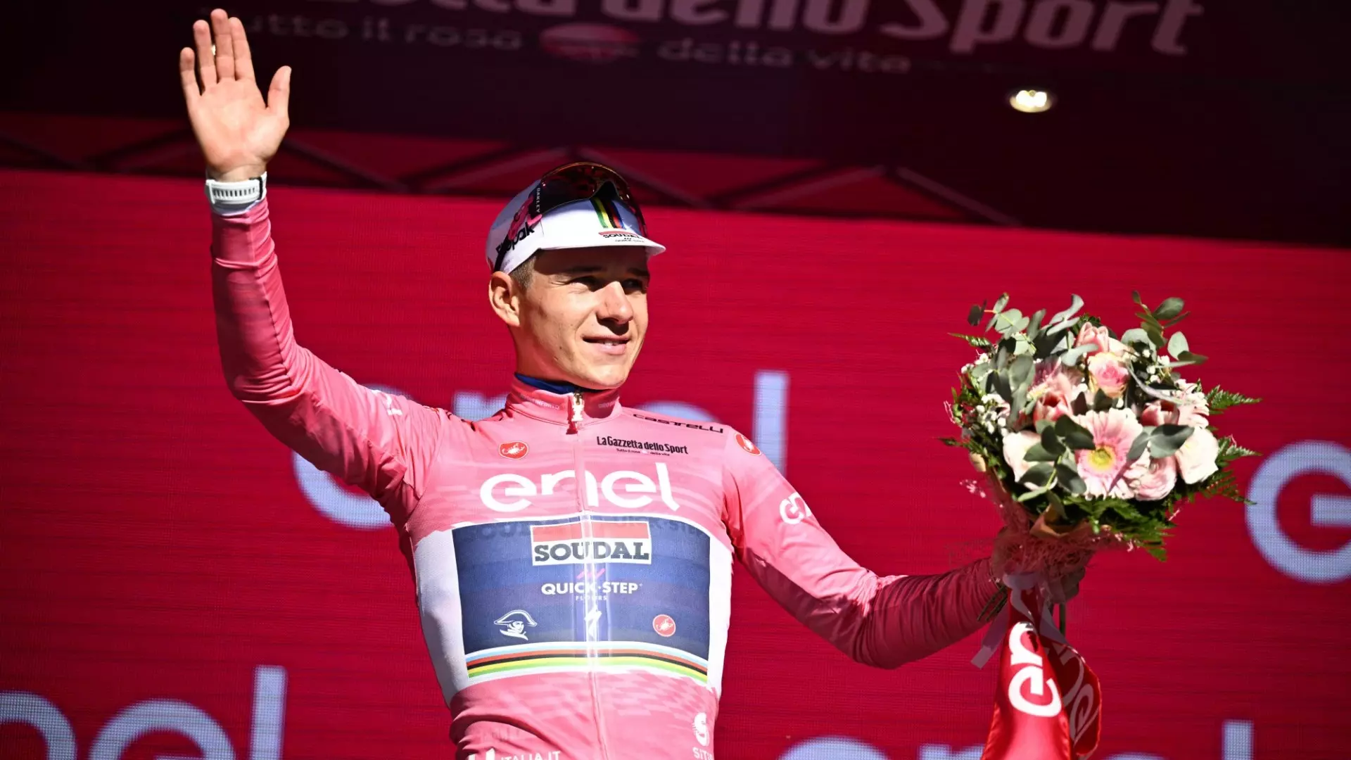 Giro 2023, Remco Evenepoel prima maglia rosa: “Come un mondiale”