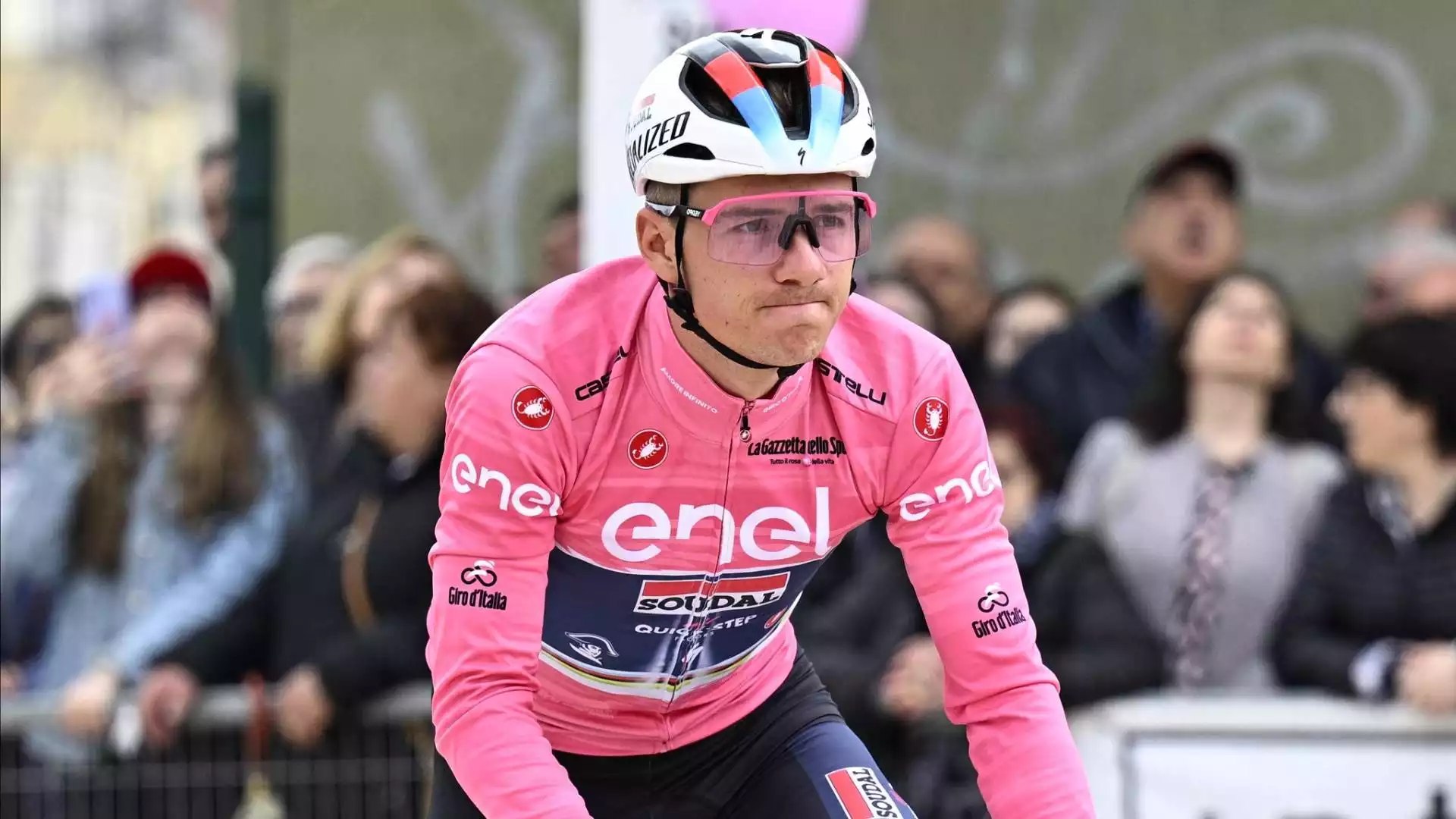 Giro d’Italia, Thomas sul ritiro di Evenepoel: “Scioccato”