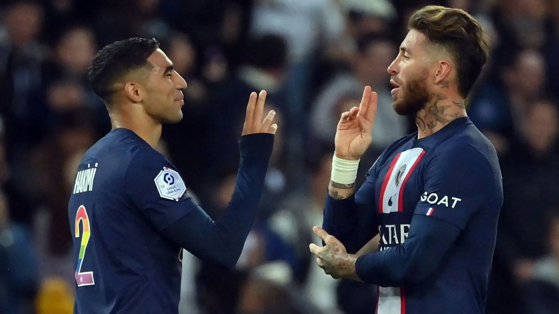 Qui l'ex Inter festeggia il suo gol con Sergio Ramos