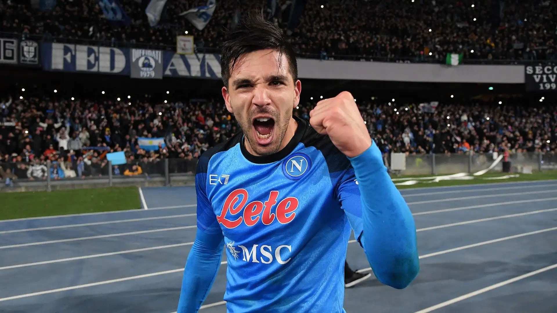 10- Giovanni Simeone, attaccante, 3,33 milioni di euro all'anno
