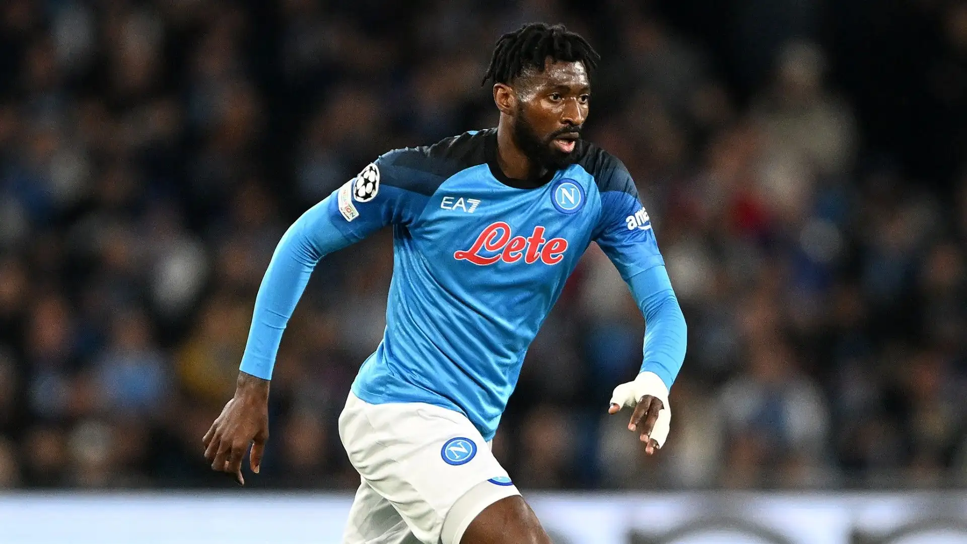 9- André Zambo Anguissa, centrocampista, 3,46 milioni di euro all'anno

