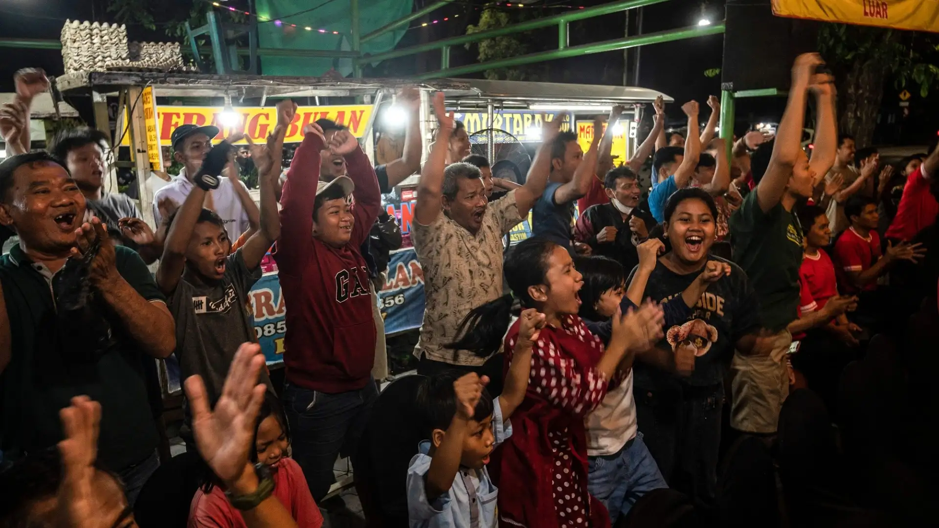 Grande festa in Indonesia per la vittoria