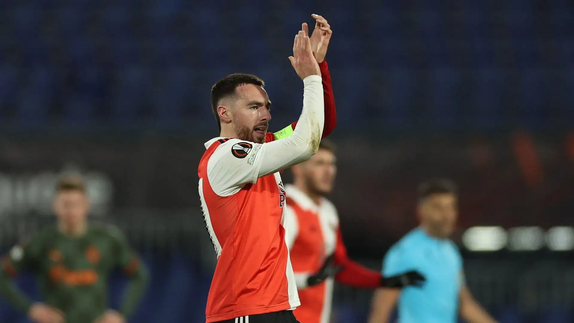Cresciuto calcisticamente nello Stormvogels, Orkun Kokcu è approdato al Feyenoord nel 2014
