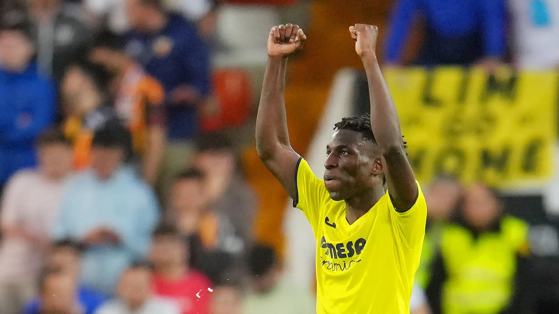 Nicolas Jackson non piace solo al Milan: anche alcuni club di Premier League sono interessati al calciatore