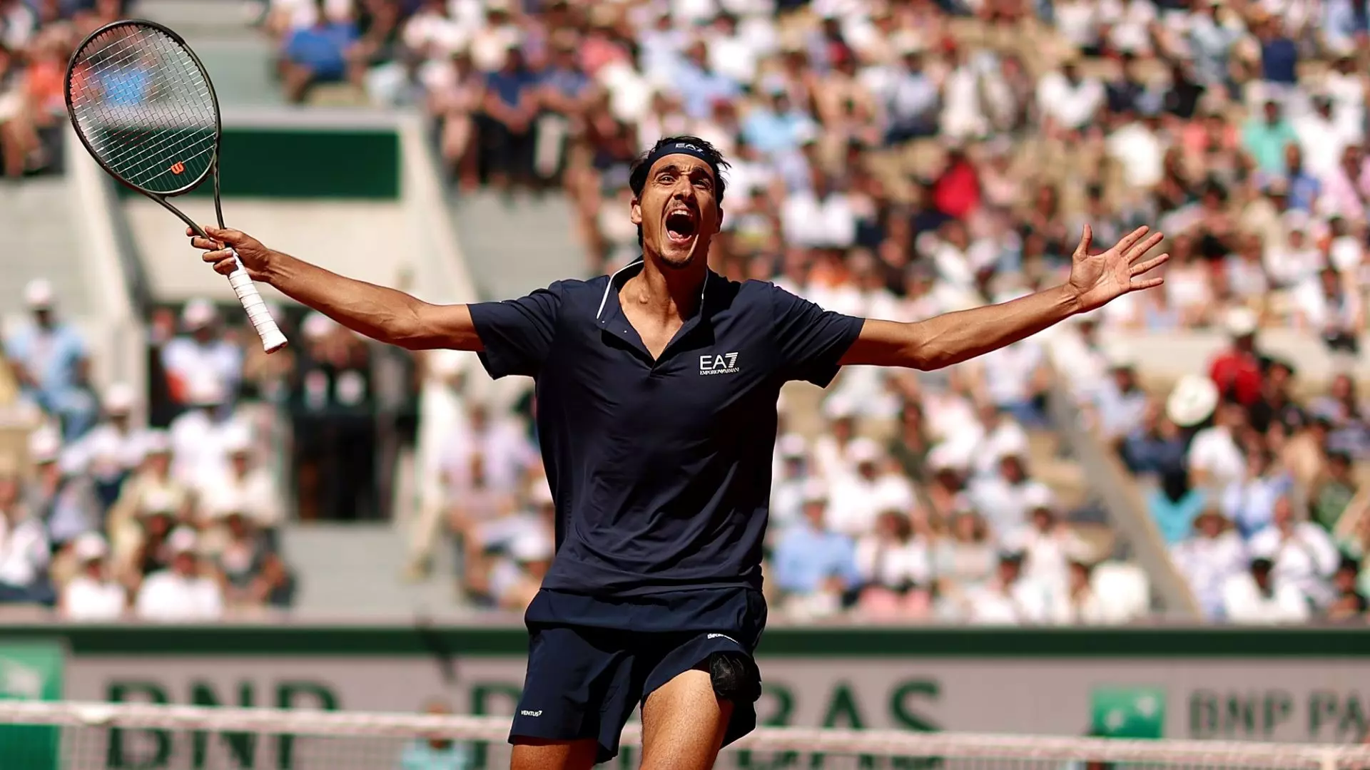 Roland Garros: miracolosa impresa di Lorenzo Sonego, Andrey Rublev rimontato e battuto