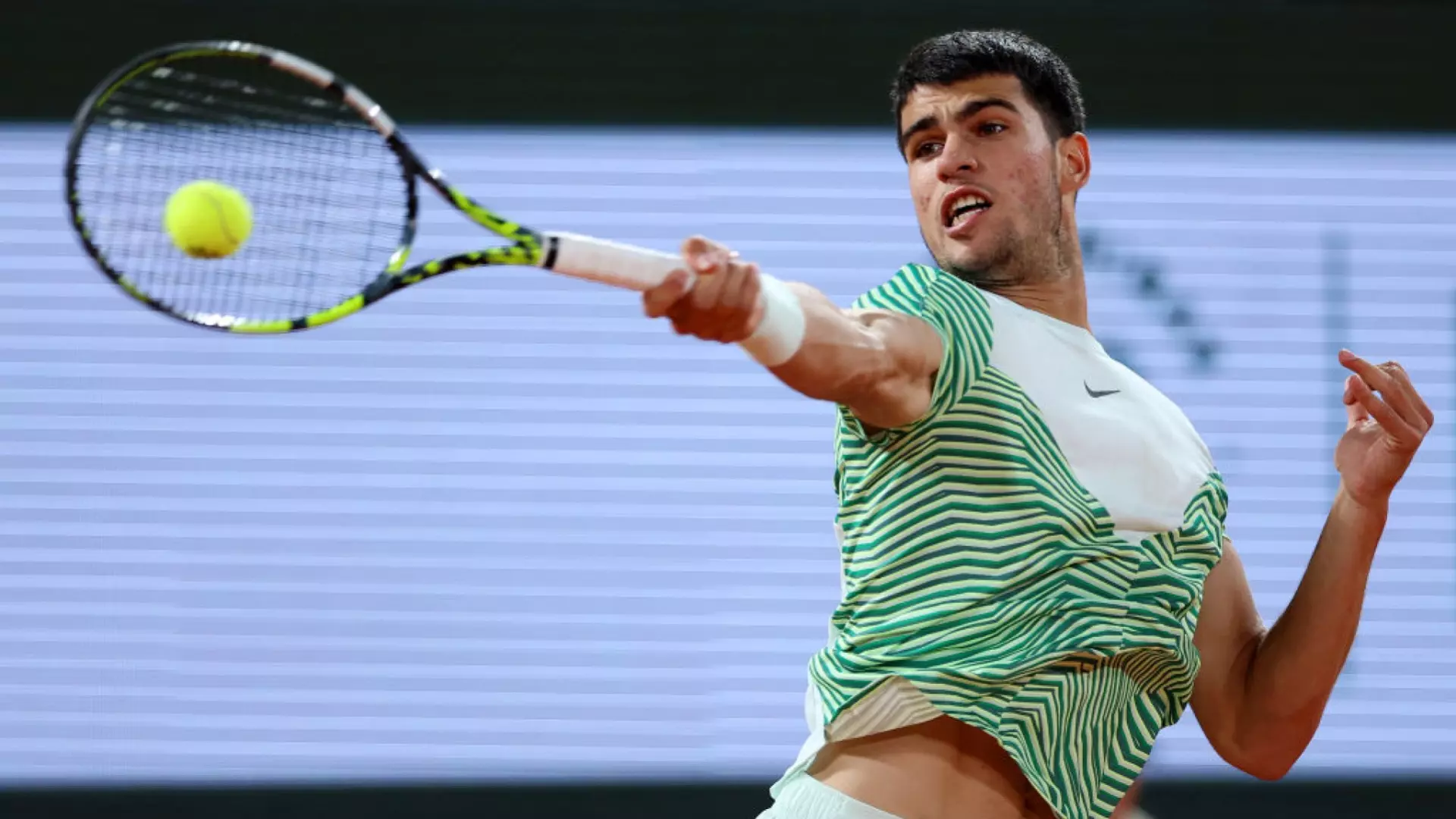 Roland Garros, Carlos Alcaraz conquista gli ottavi di finale: ora lo attende Musetti