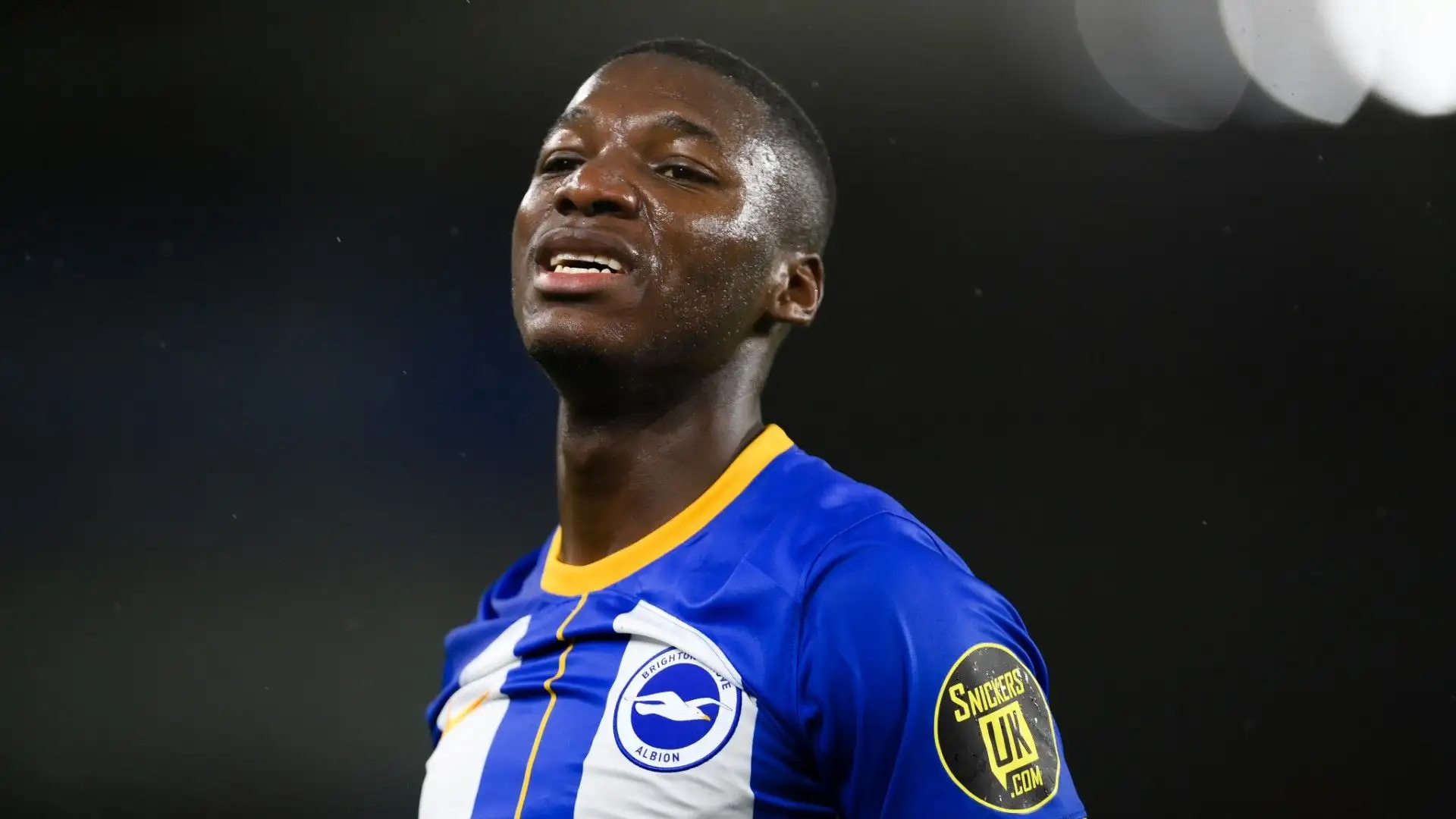 Da agosto 2021 a gennaio 2022 Caicedo ha giocato in prestito nel Beerschot