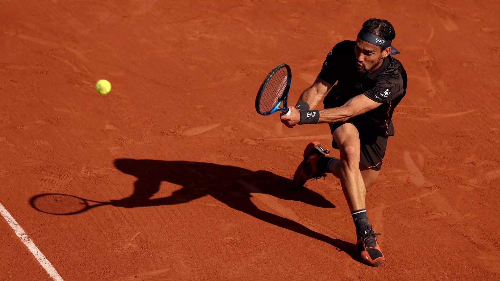 Roland Garros: Fabio Fognini si arrende a Ofner. Novak Djokovic agli ottavi