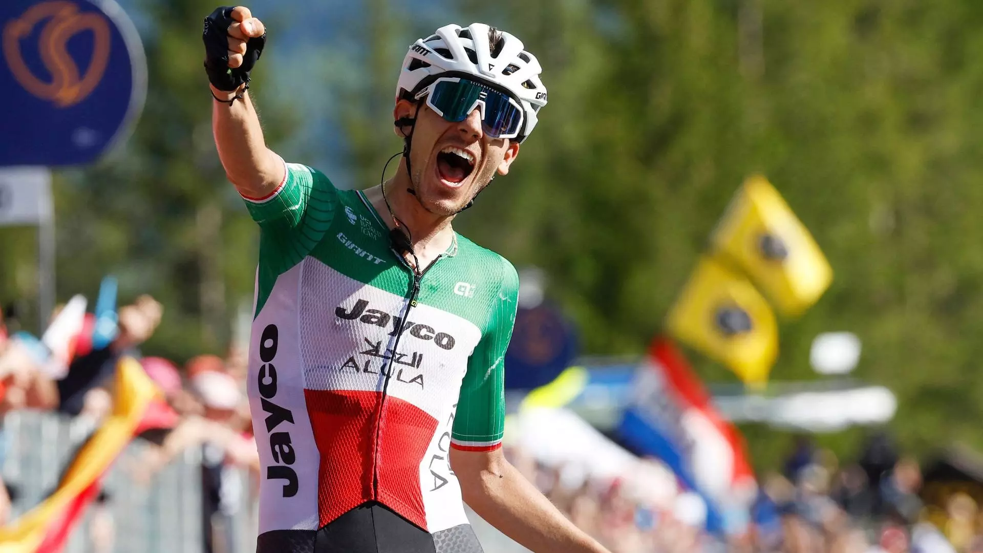 Terrore per Filippo Zana al Giro di Slovenia