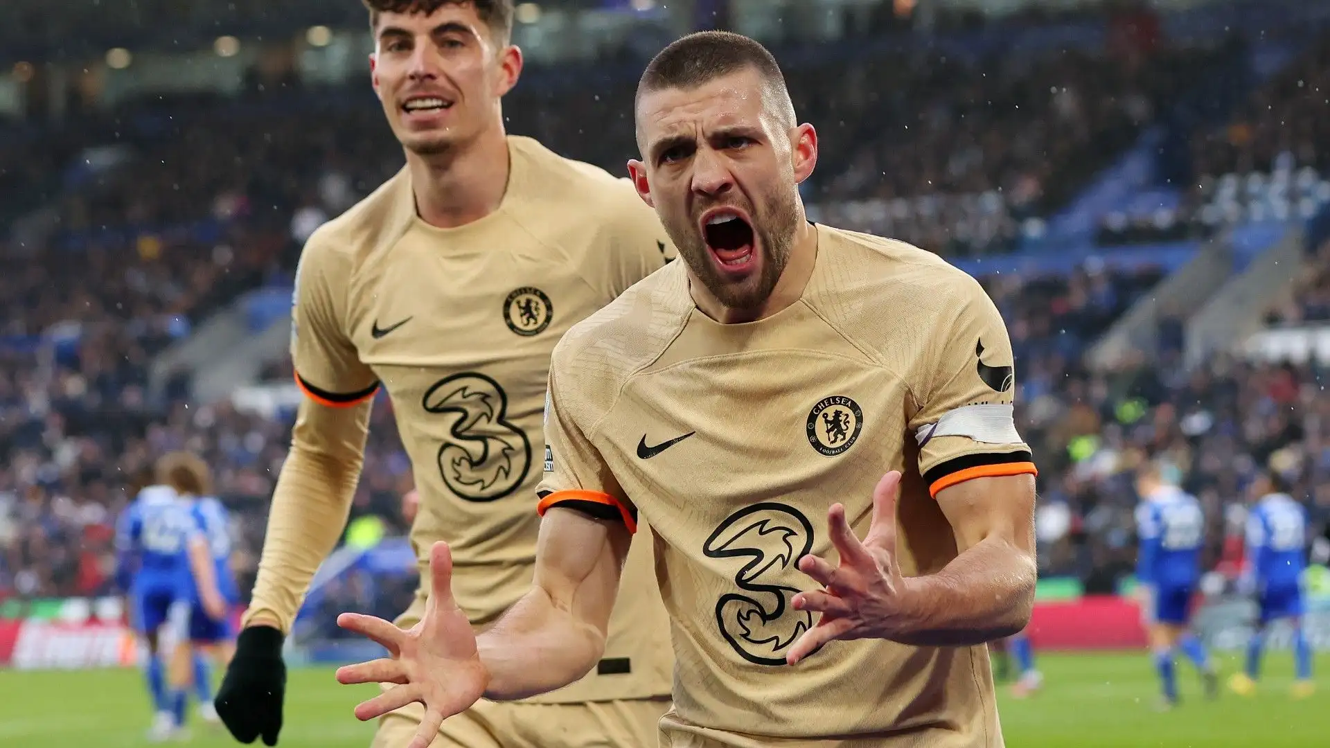 Pep Guardiola stima molto il centrocampista e vorrebbe allenarlo al Manchester City