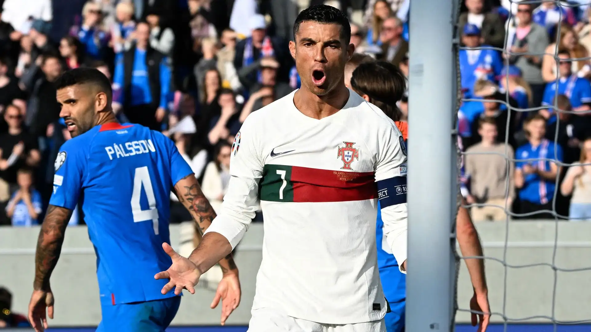 Eccolo mentre si lamenta. Ma alla fine ha vinto lui anche stavolta