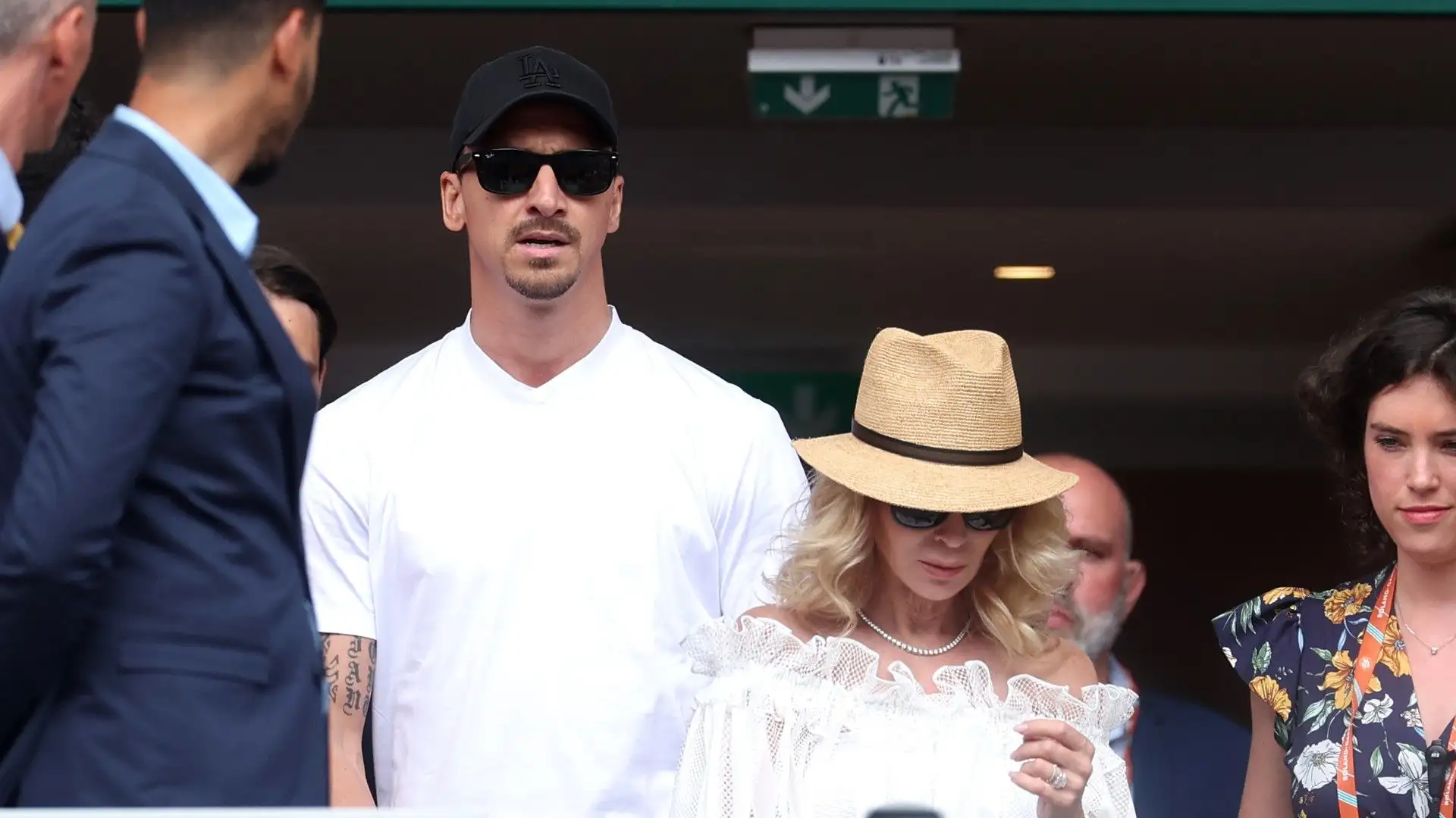 Ibra si è presentato con occhiali e cappellino per proteggersi dal sole 