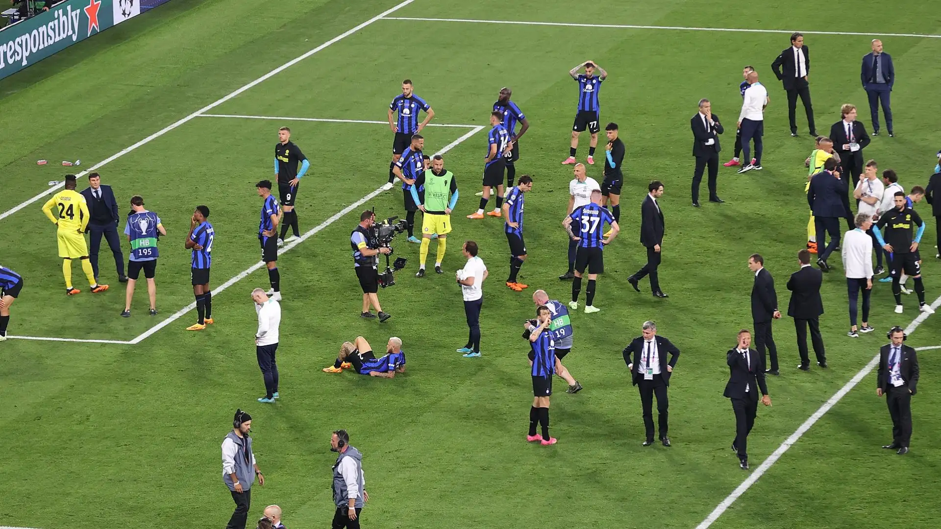 In tanti non trattengono la lacrime per la Champions League sfumata