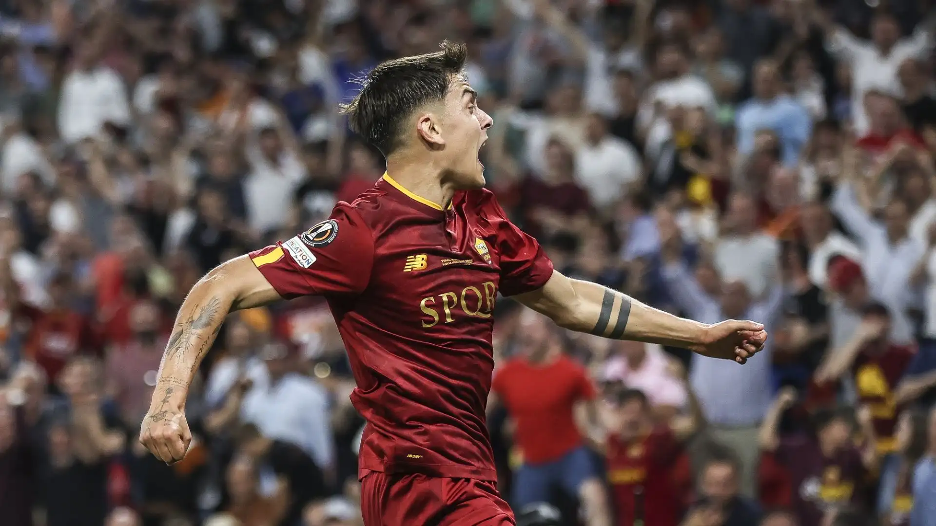 Paulo Dybala (Roma): tante offerte per l'attaccante argentino dalla Premier, lui vuole restare ma chiede un adeguamento del contratto