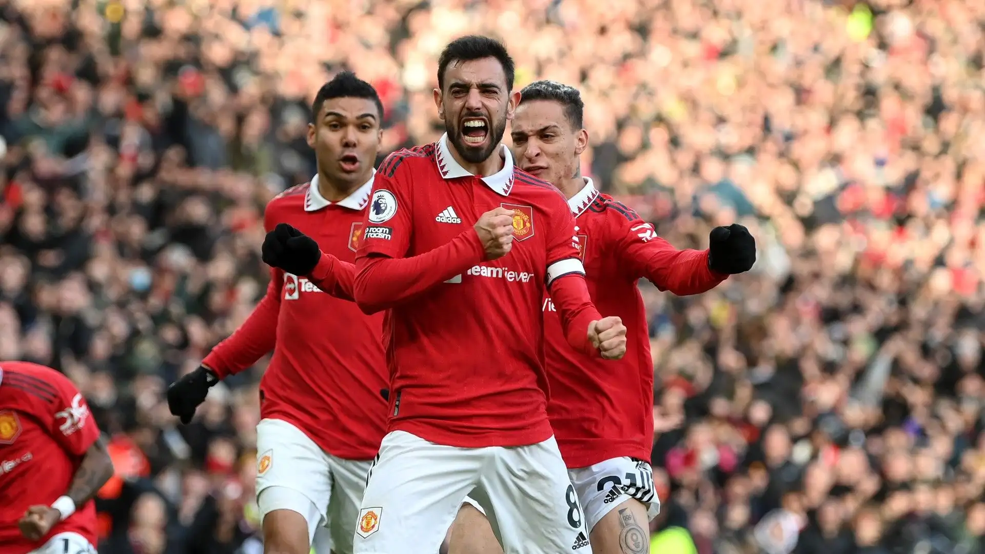 3- MANCHESTER UNITED (Inghilterra): 206 milioni di follower
