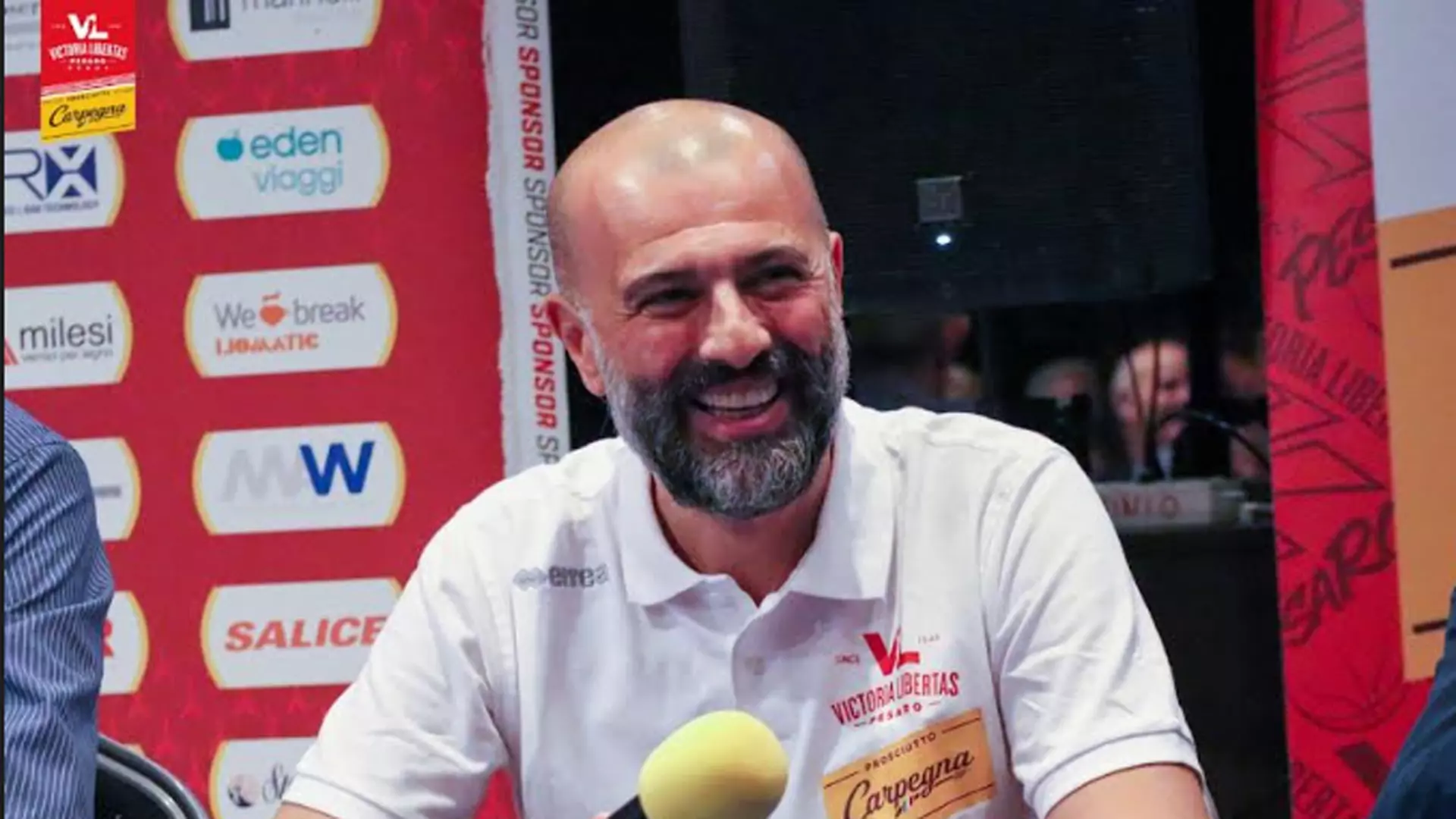 Maurizio Buscaglia carico a Pesaro: “Al roster pensiamo da domani”