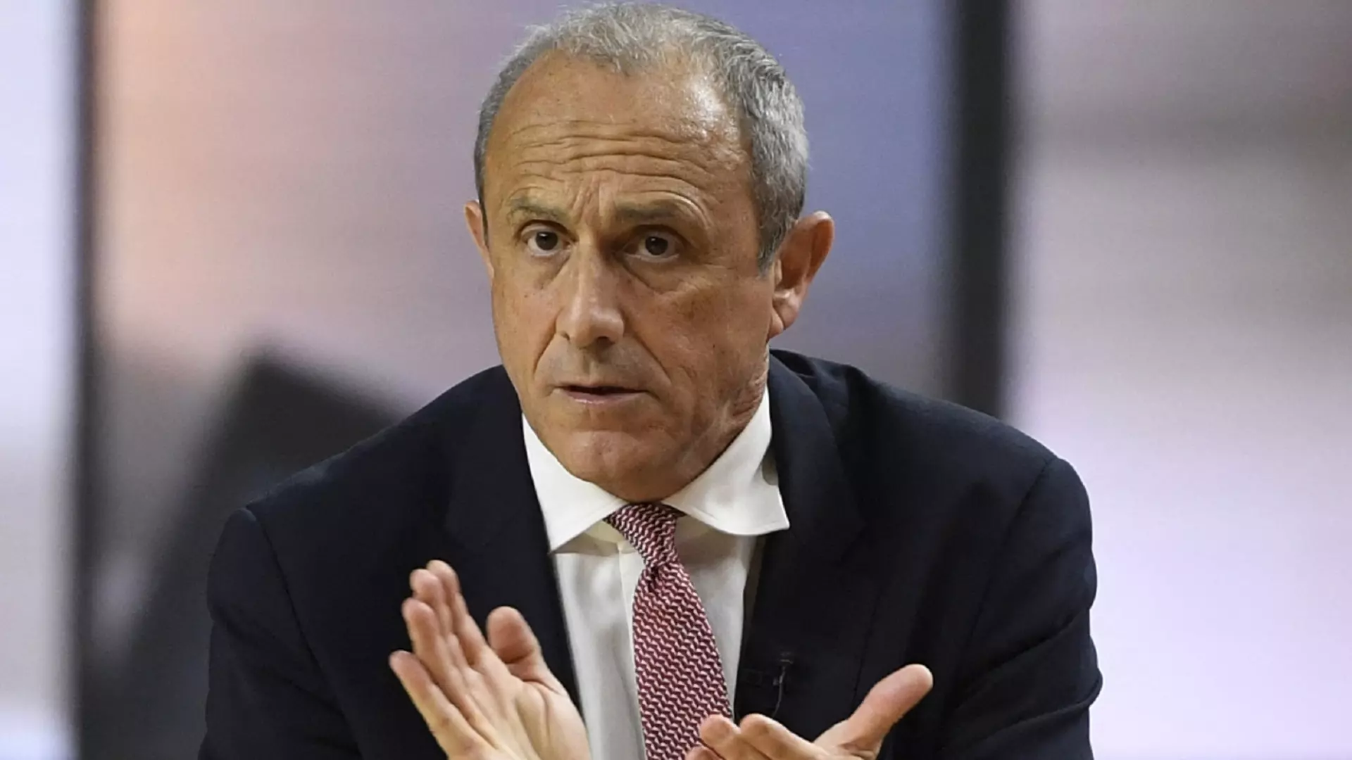 Ettore Messina consola Marco Belinelli