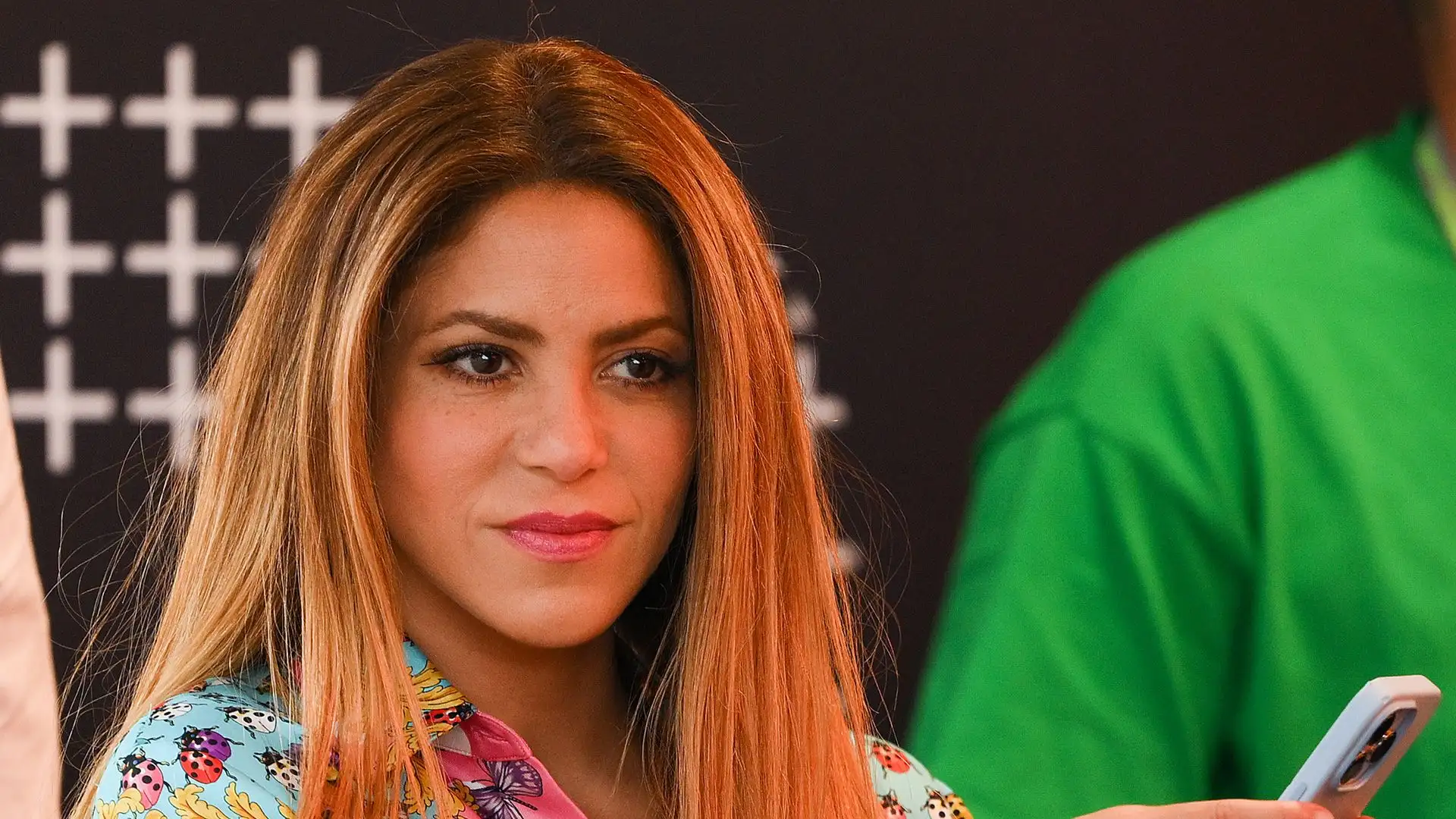 Già presente al Gp di Miami un mese fa la cantante colombiana ha concesso il bis a Barcellona