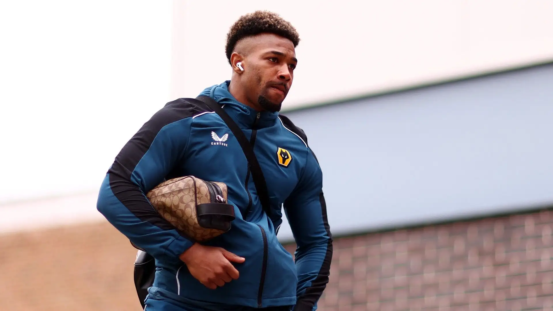 Adama Traoré molto probabilmente lascerà il Wolverhampton. Molti club sono interessati ad ingaggiarlo gratis: il Milan è seriamente interessato
