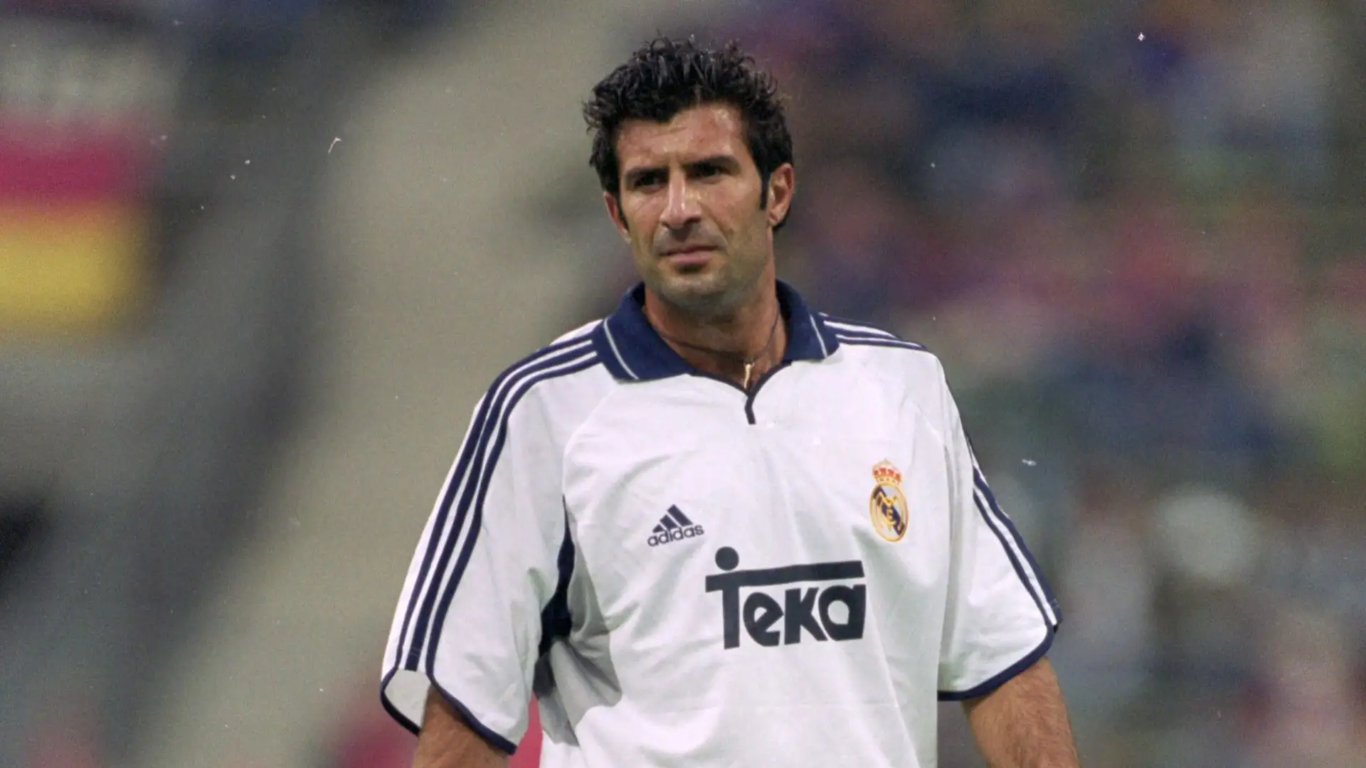 10- Luís Figo, stagione 2000-2001, dal Barcellona per 60 milioni di euro
