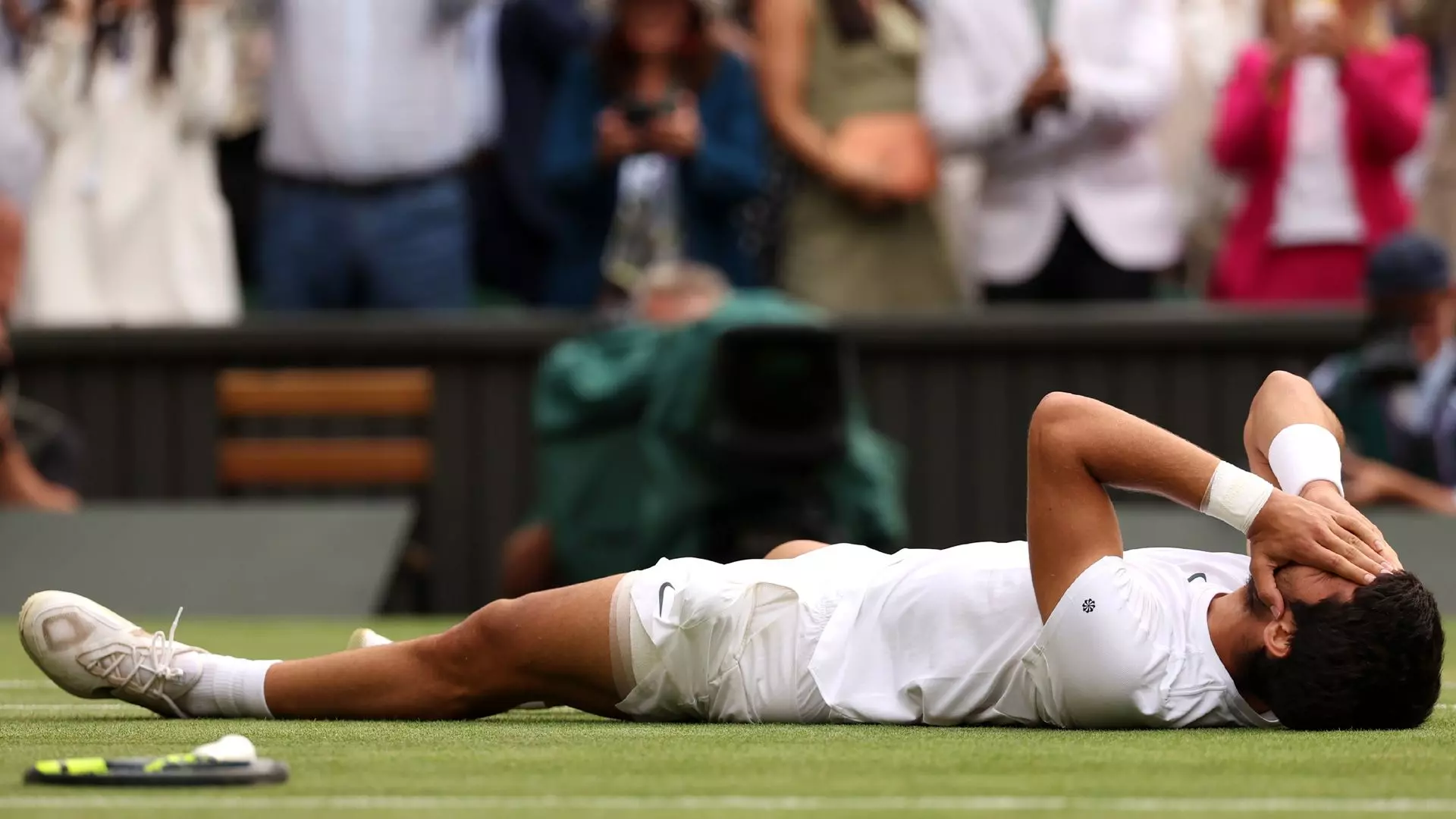 Carlos Alcaraz bussa alla porta di Mats Wilander e di Bjorn Borg