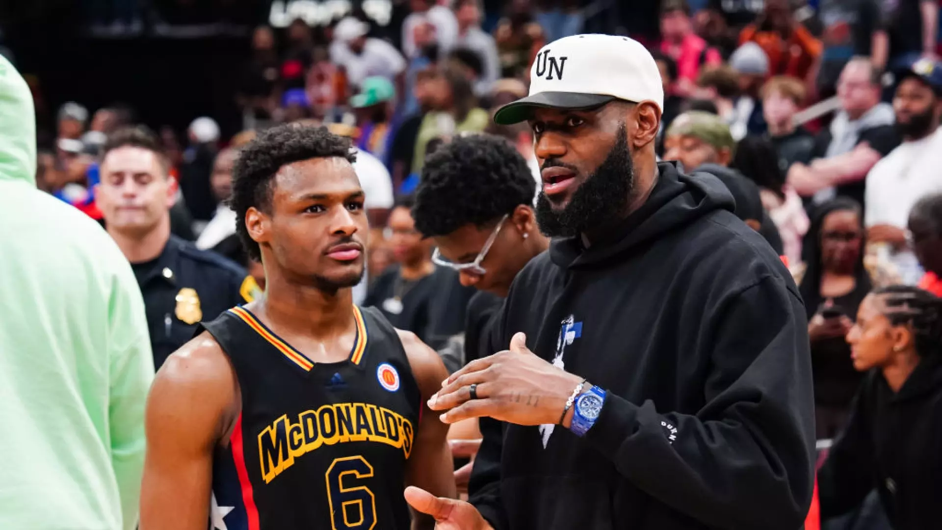 Bronny James, arresto cardiaco per il figlio di LeBron