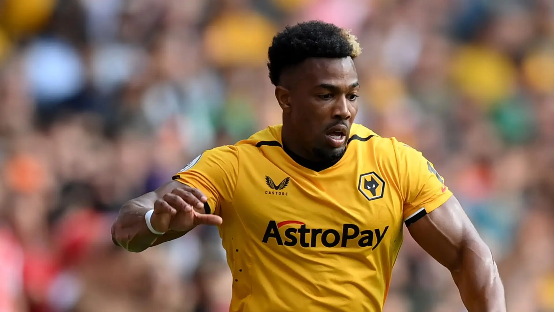 Adama Traoré: l'ala in uscita dal Wolverhampton continua a stuzzicare le società di A, è stata accostata a Roma e Milan