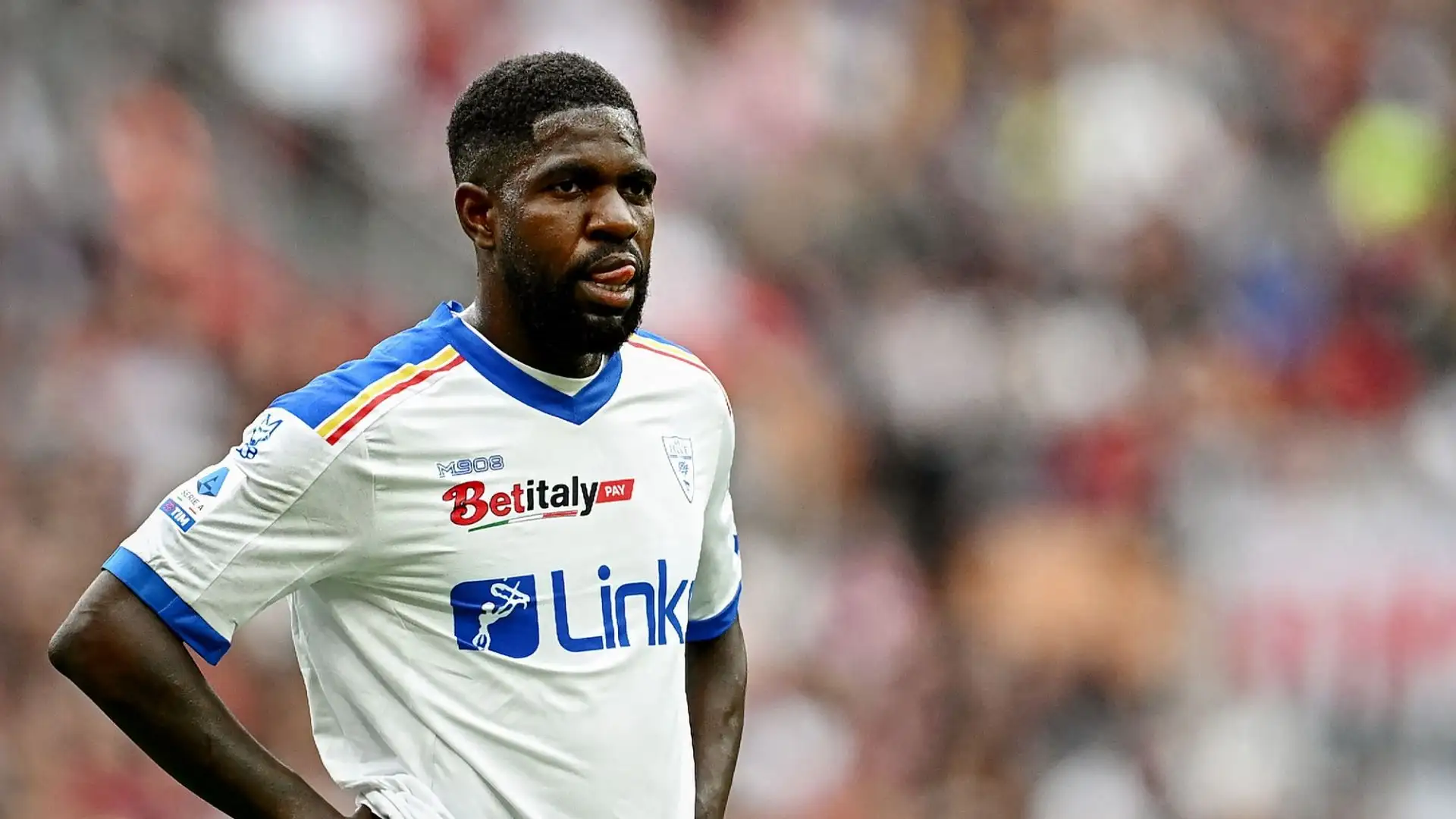 Samuel Umtiti: dopo aver rescisso con il Barcellona, l'ex Lecce è una delle grandi occasioni di mercato. Napoli, Roma, Verona, Inter: sono tanti i club accostati a lui