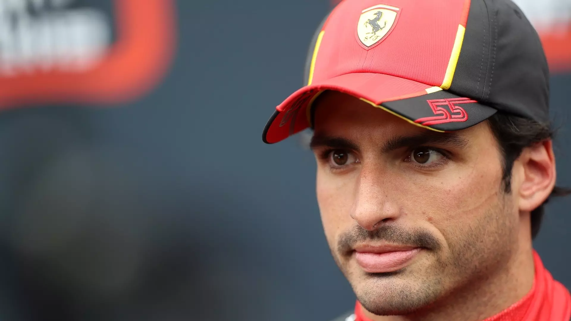 Carlos Sainz soddisfatto, Frederic Vasseur sprona Charles Leclerc